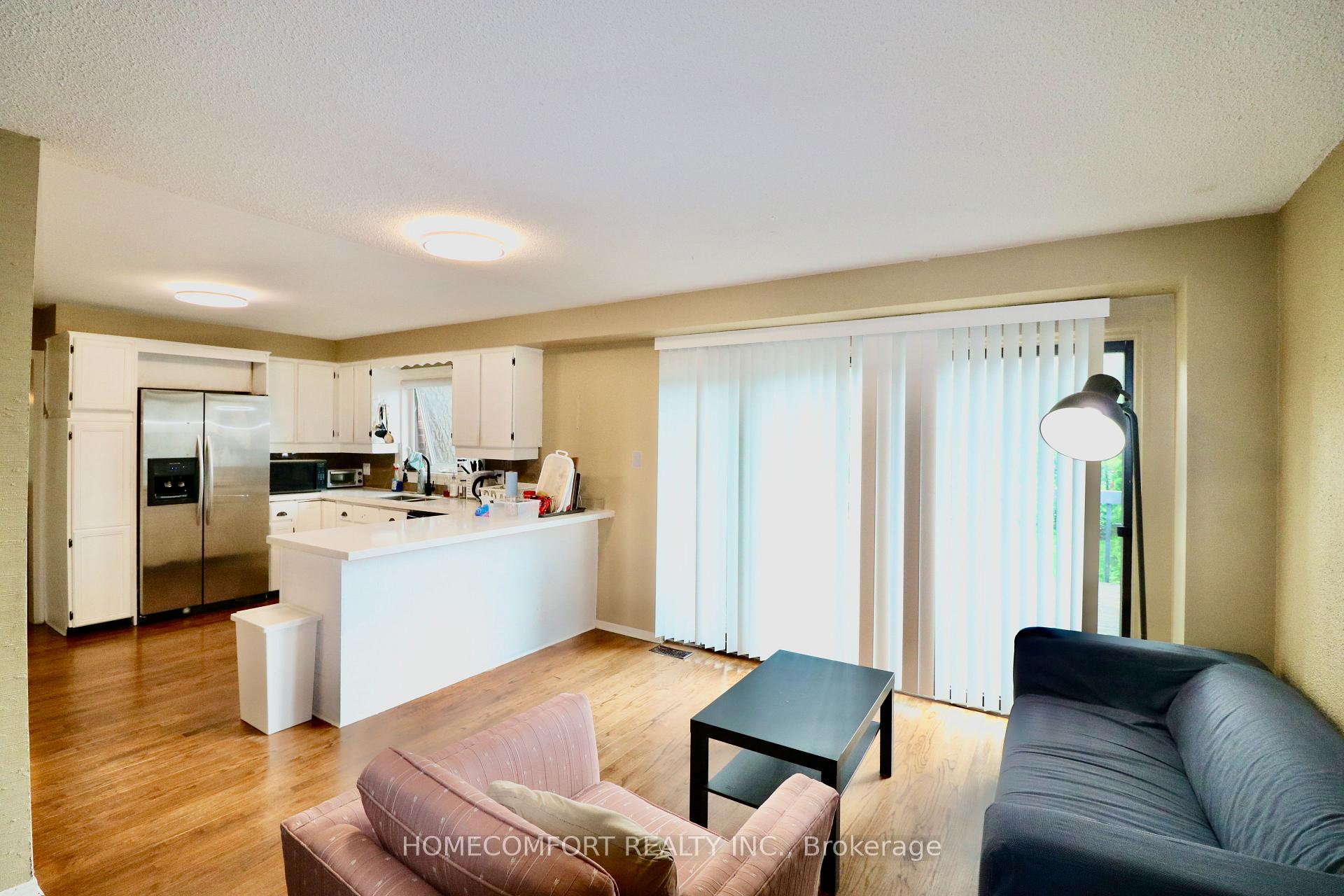 Photo 10 of 12 Banbury Court, Aurora, Aurora Highlands — HOMEH