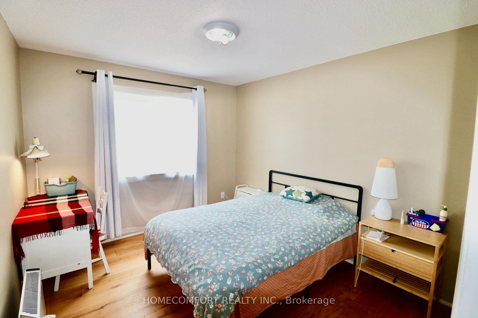 Photo 32 of 12 Banbury Court, Aurora, Aurora Highlands — HOMEH