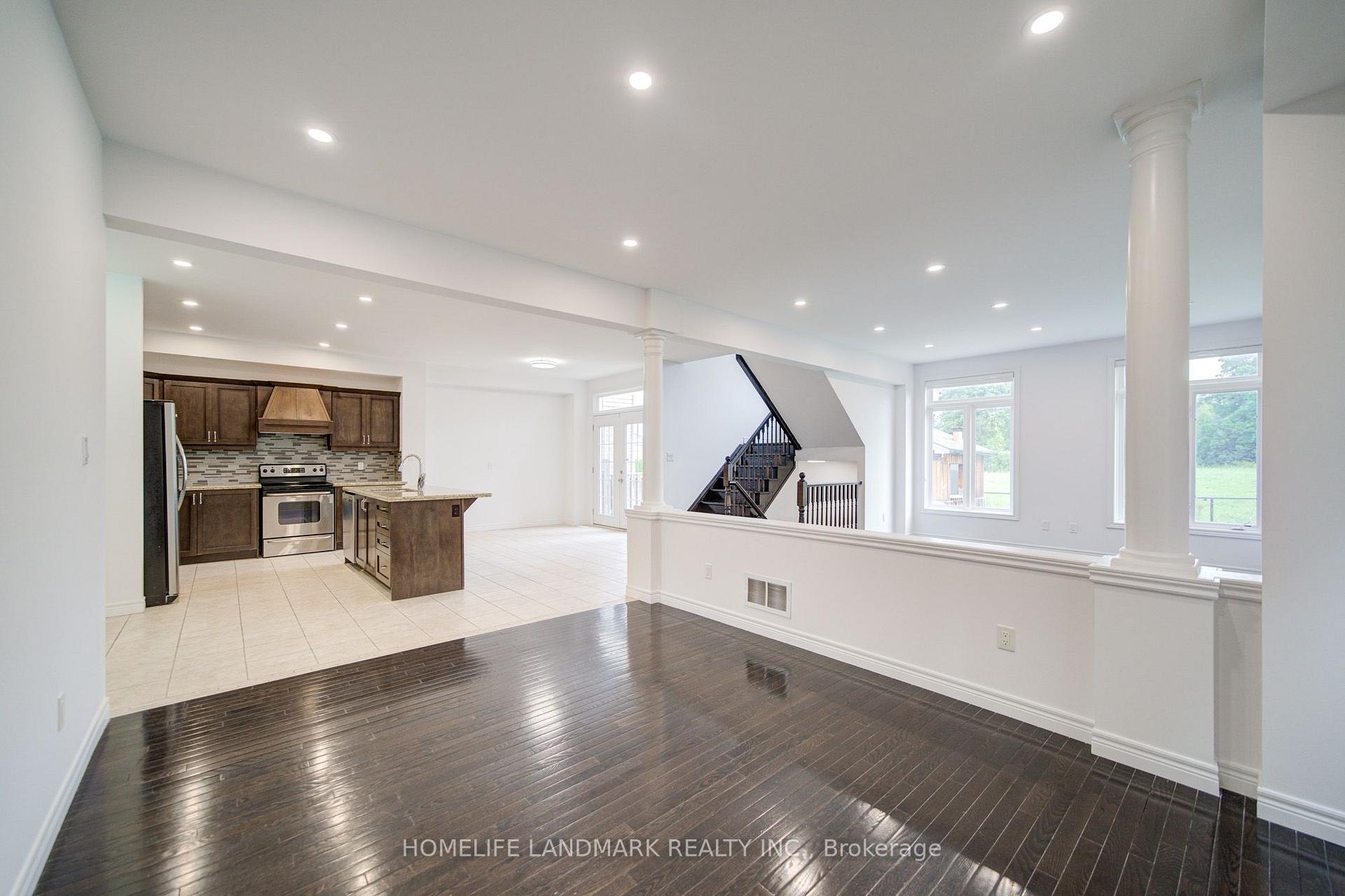 Photo 6 of 202 Fair Street, Hamilton, Meadowlands — HOMEH