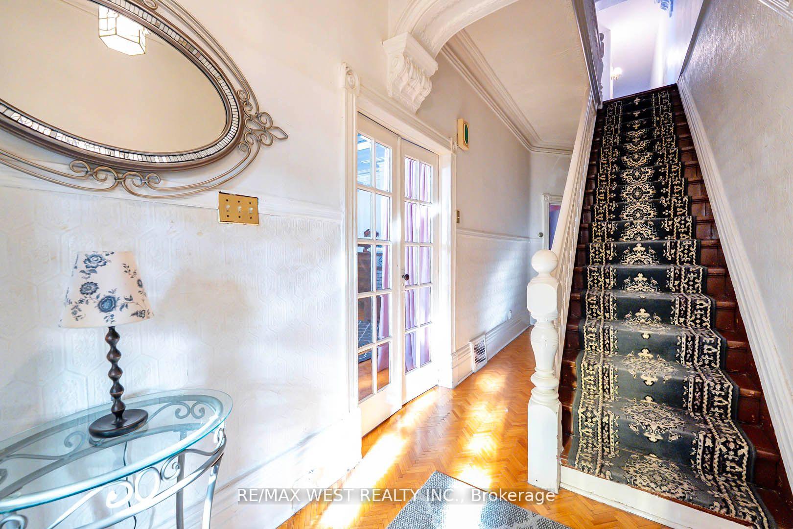 Photo 5 of 217 Gladstone Avenue, Toronto, Little Portugal — HOMEH