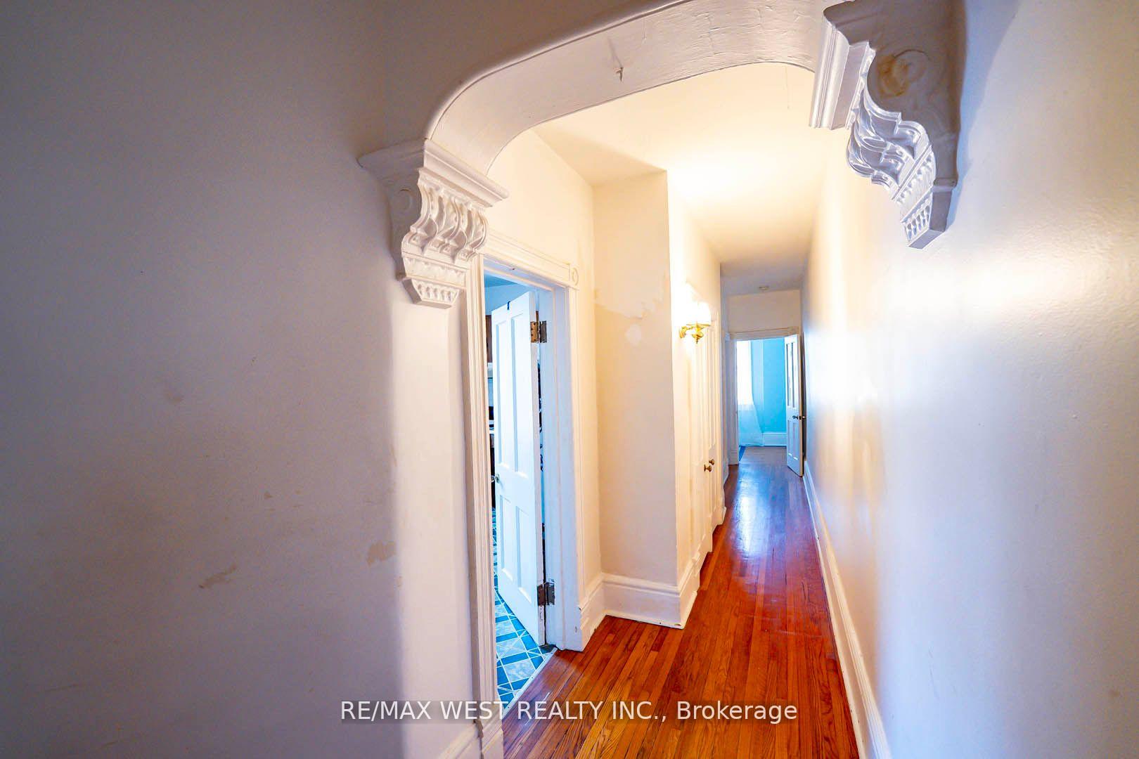 Photo 15 of 217 Gladstone Avenue, Toronto, Little Portugal — HOMEH