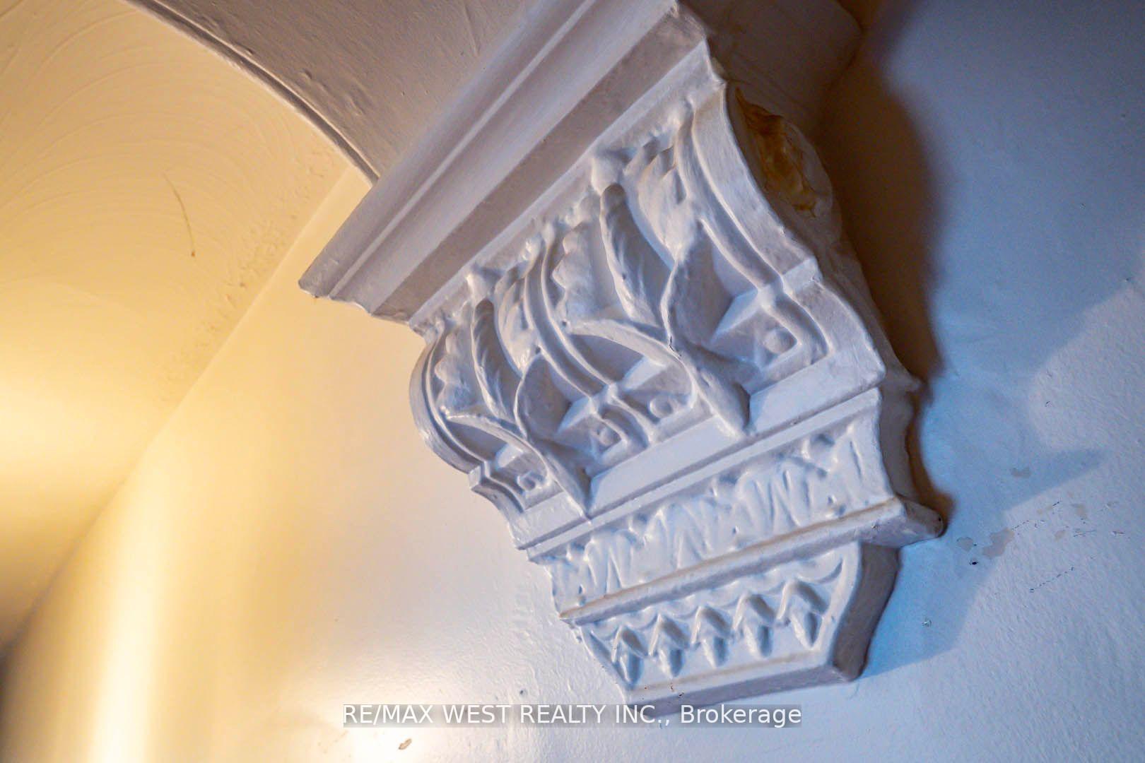 Photo 16 of 217 Gladstone Avenue, Toronto, Little Portugal — HOMEH