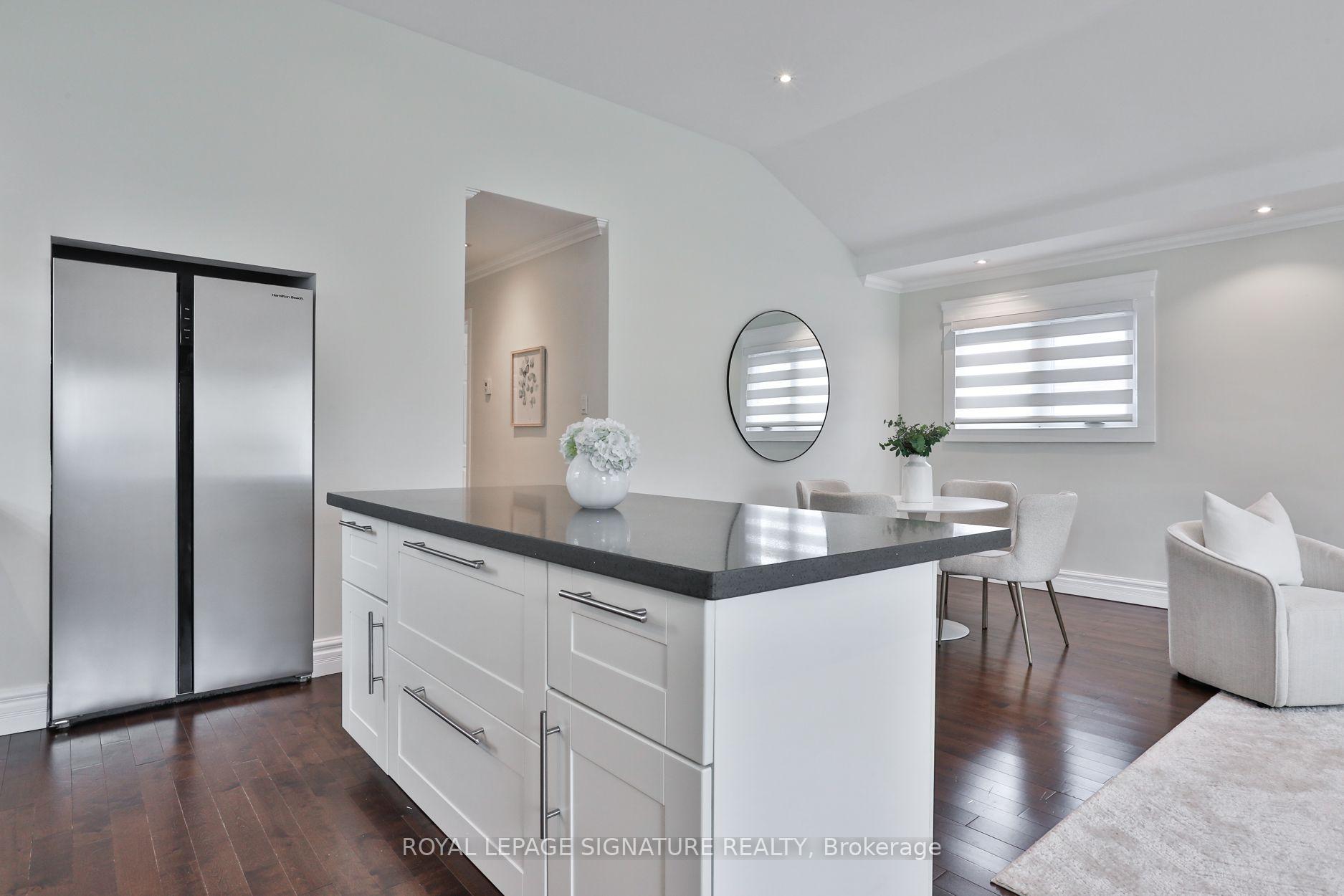 Photo 12 of 17 Flora Drive, Scarborough, Dorset Park — HOMEH