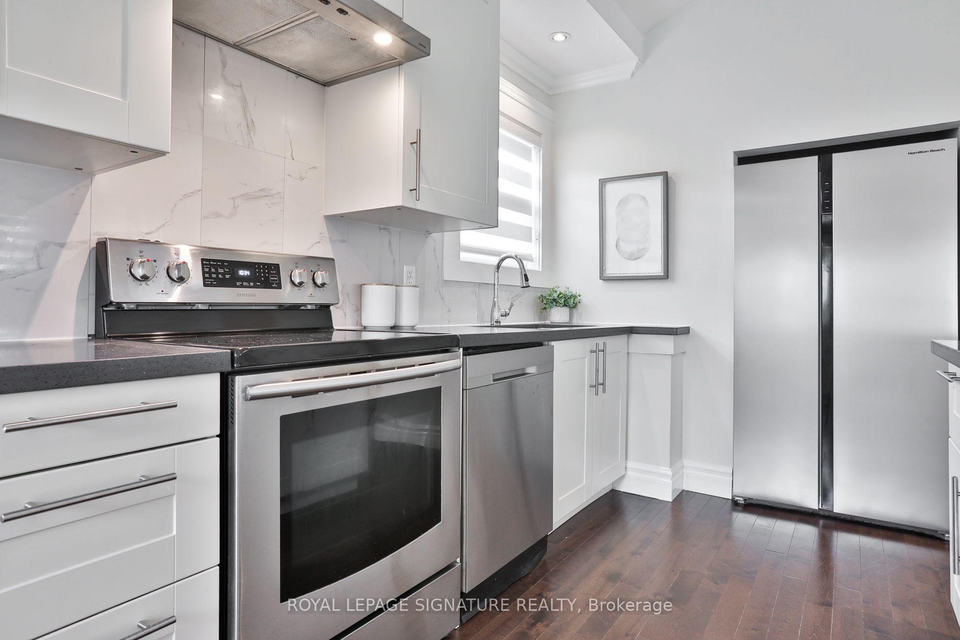 Photo 10 of 17 Flora Drive, Scarborough, Dorset Park — HOMEH