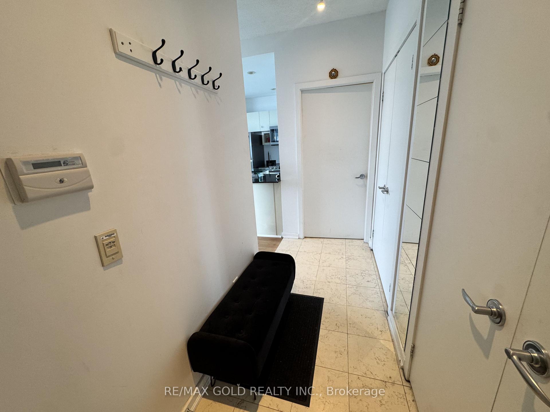 Photo 3 of Unit 2613, 8 York Street, Toronto, Waterfront Communities — HOMEH