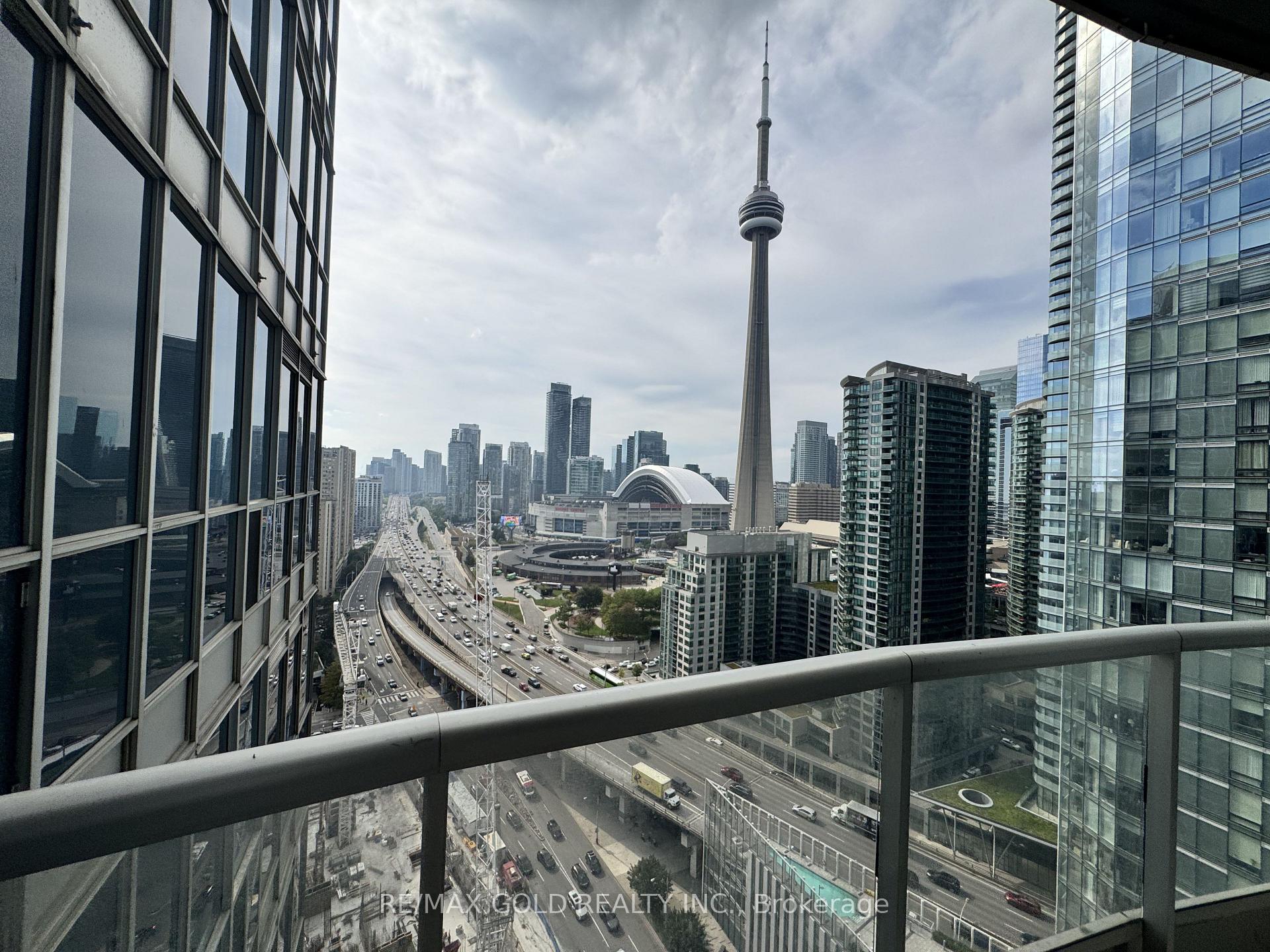 Photo 9 of Unit 2613, 8 York Street, Toronto, Waterfront Communities — HOMEH