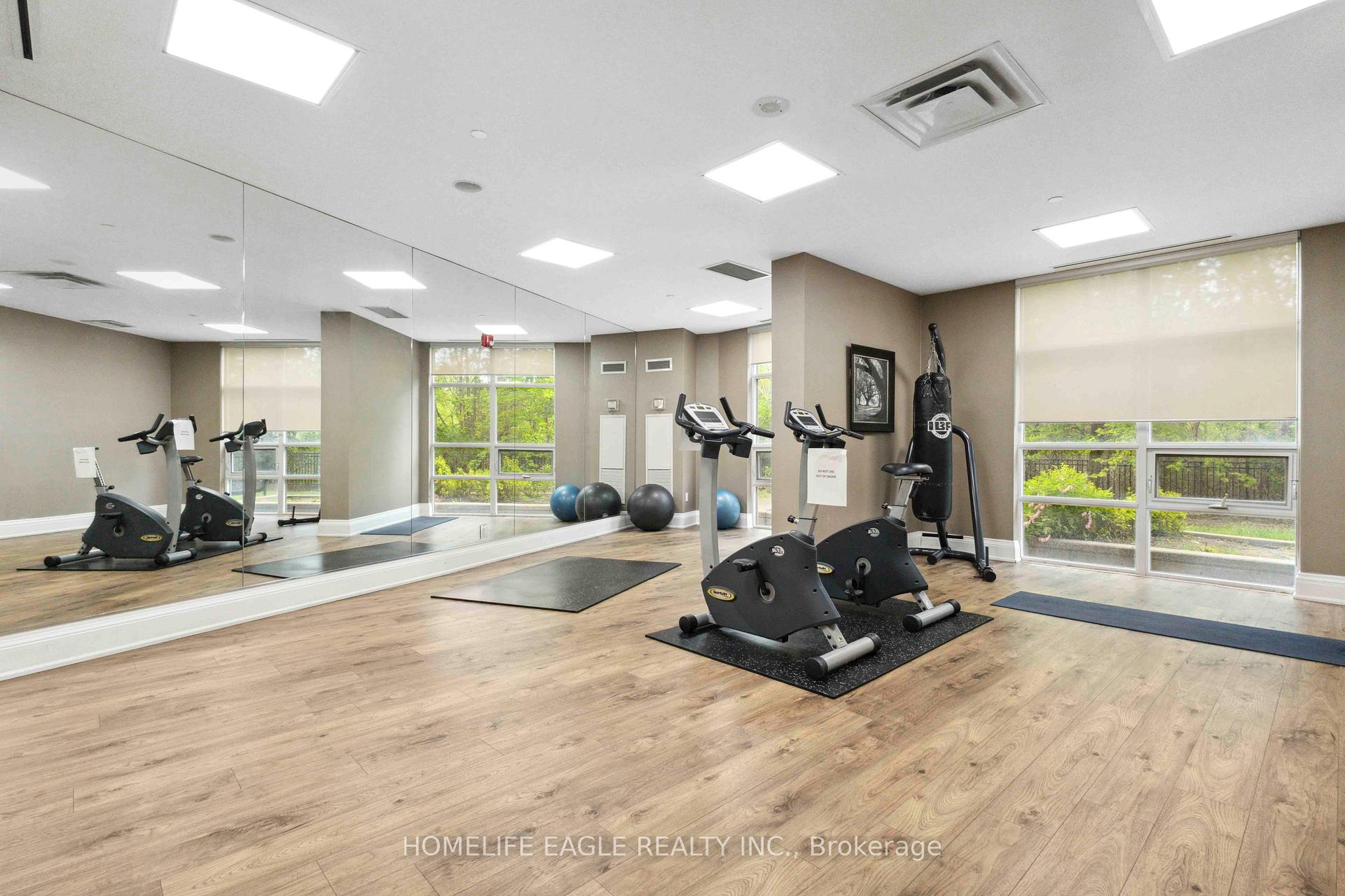 Photo 18 of Unit 905, 9225 Jane Street, Vaughan, Maple — HOMEH