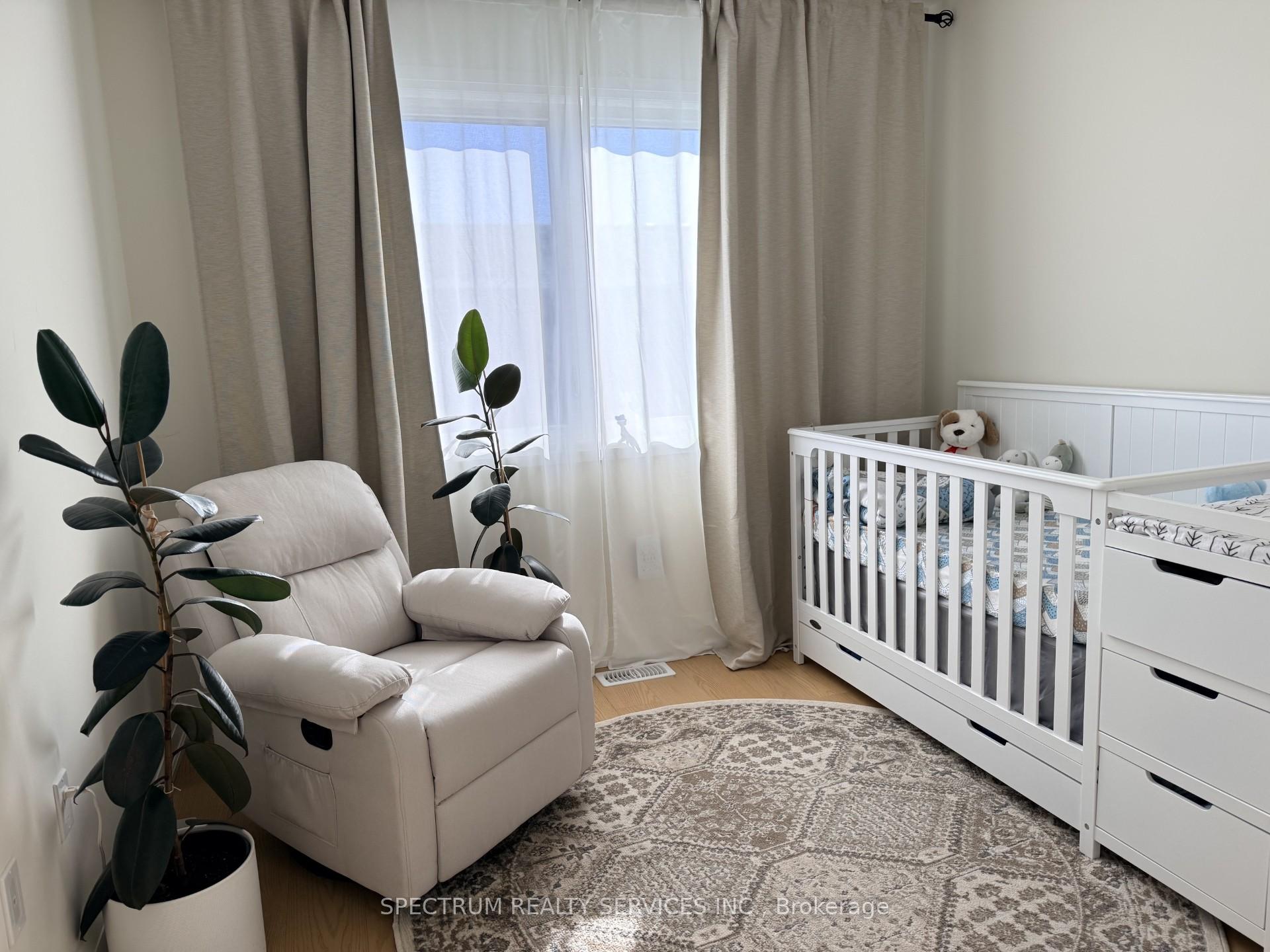 Photo 16 of 7436 Matteo Drive, Niagara Falls, Brown — HOMEH