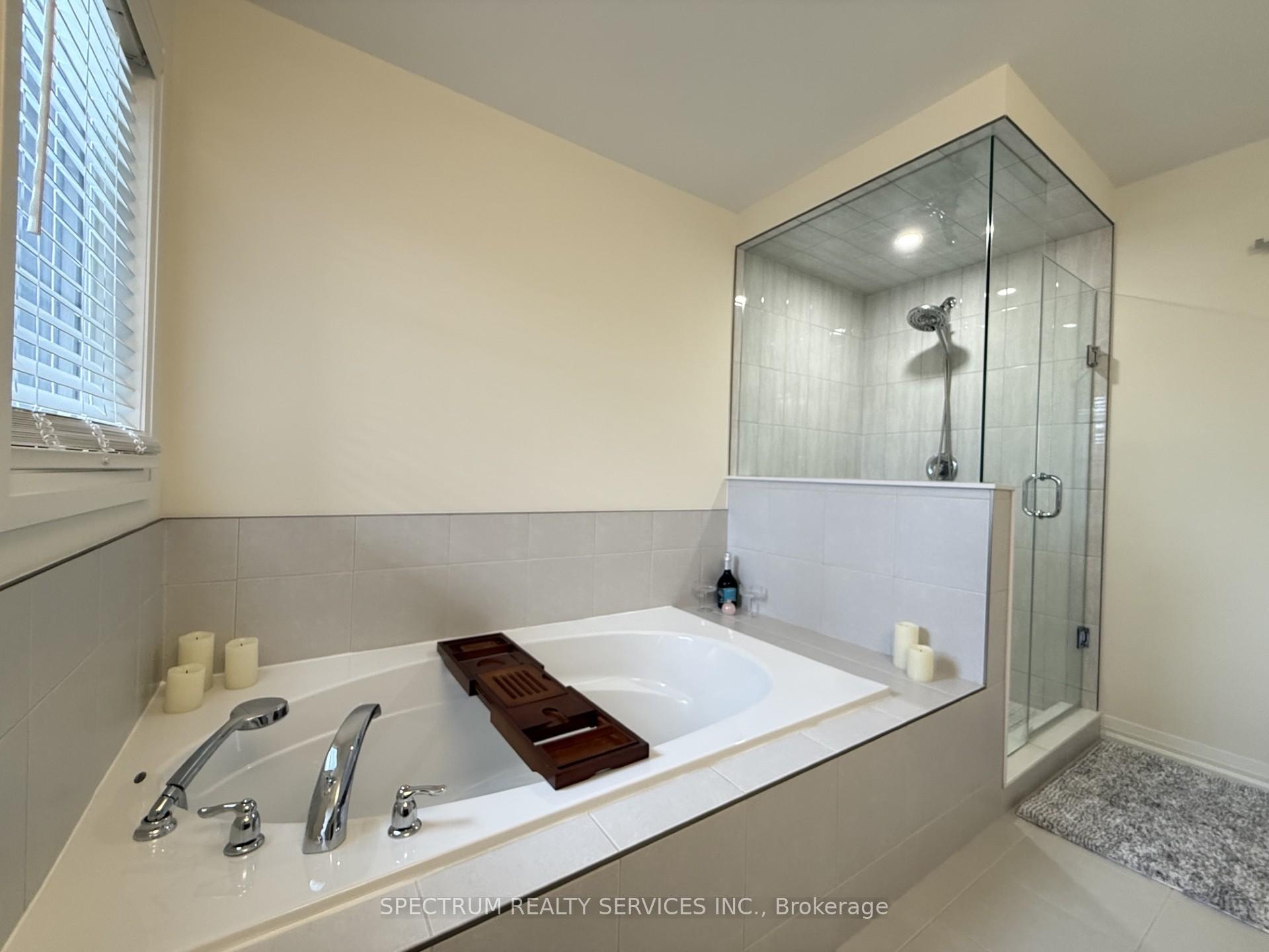 Photo 20 of 7436 Matteo Drive, Niagara Falls, Brown — HOMEH