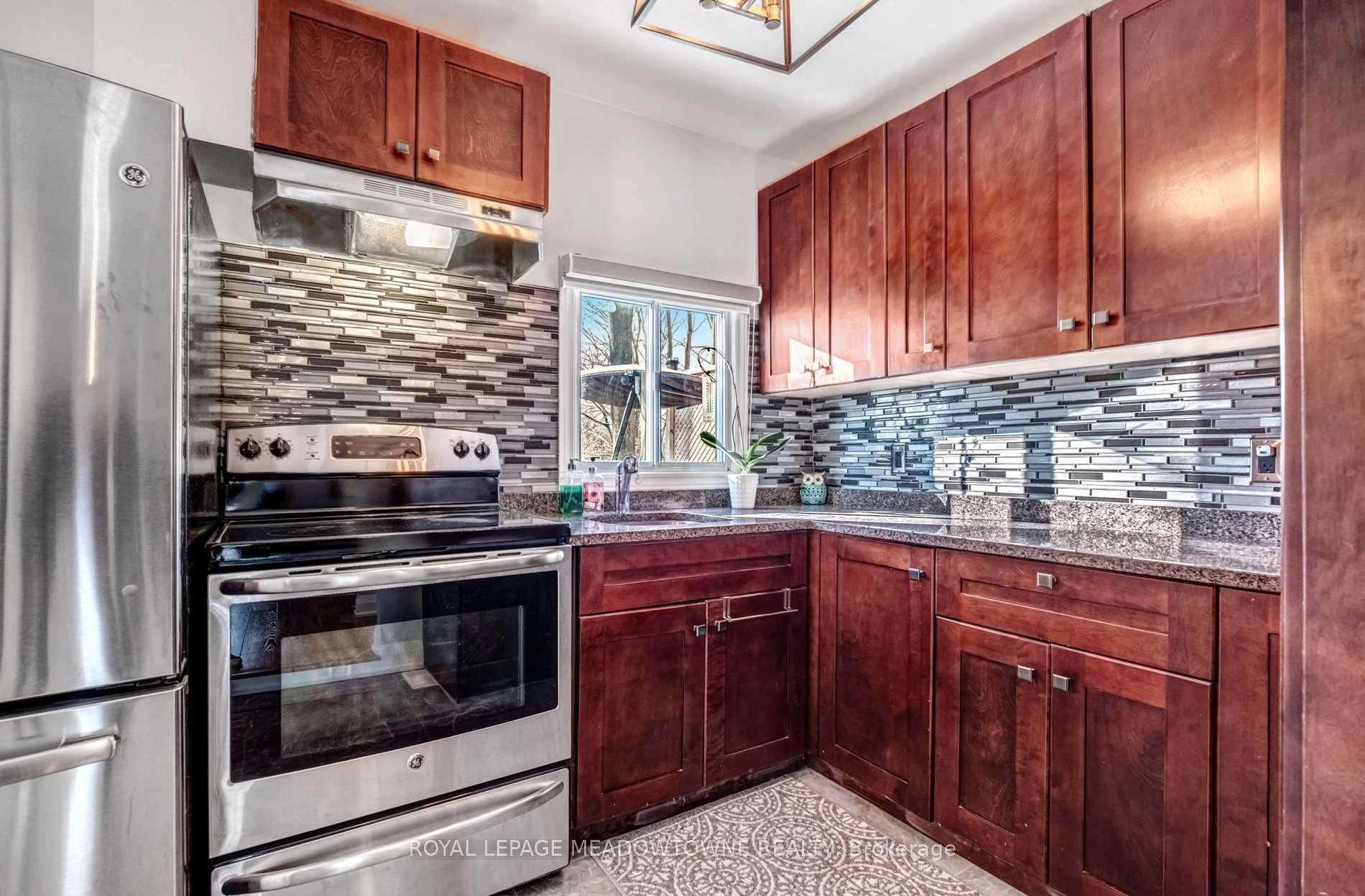 Photo 10 of 95 River Road, Brampton, Huttonville — HOMEH