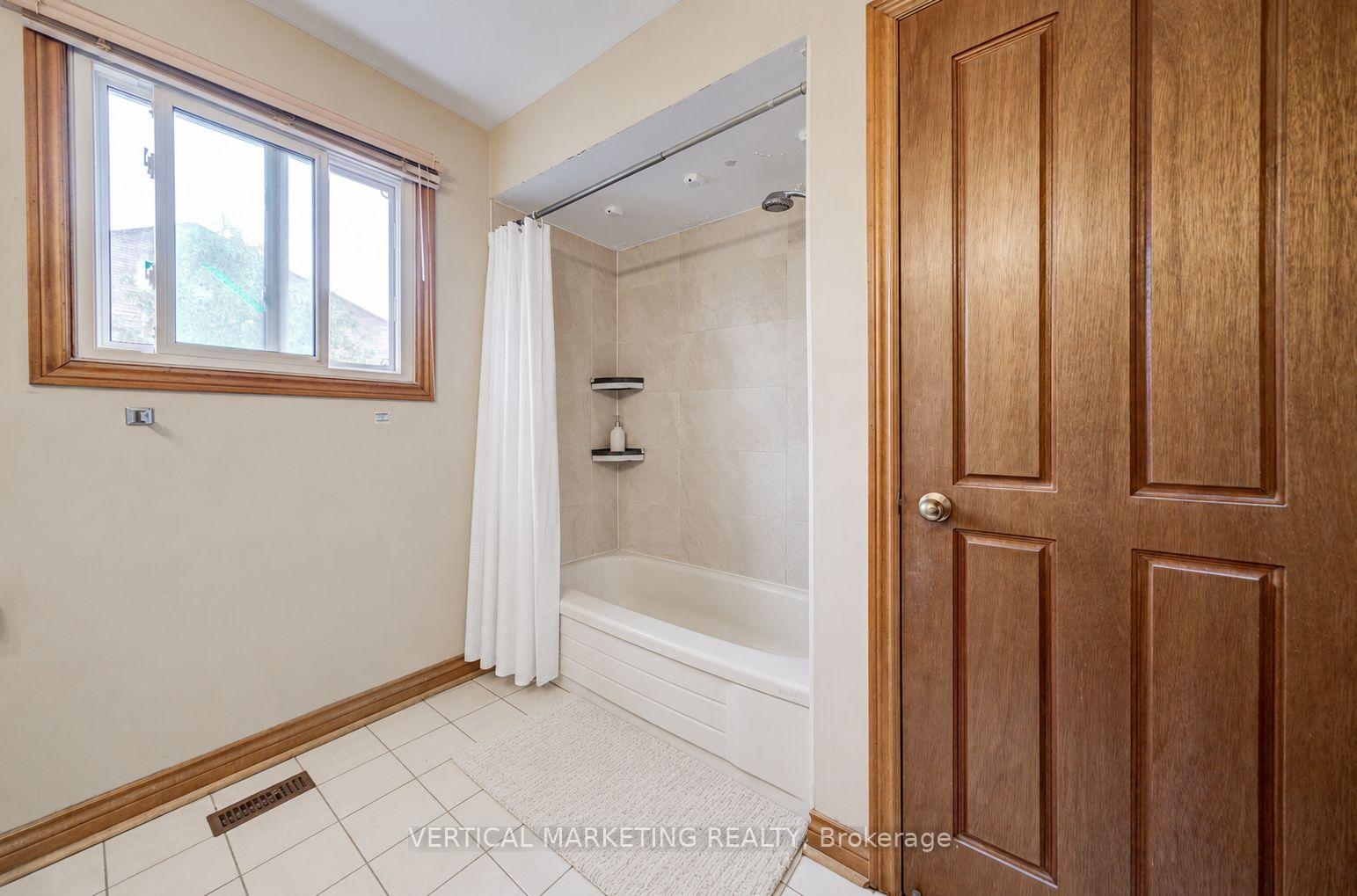 Photo 14 of 3807 Ellesmere Road, Scarborough, Highland Creek — HOMEH