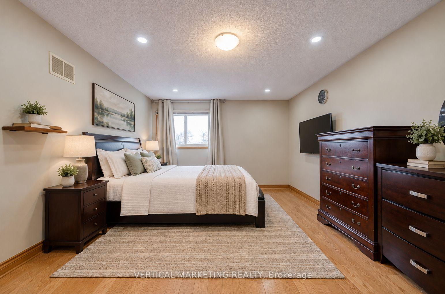 Photo 19 of 3807 Ellesmere Road, Scarborough, Highland Creek — HOMEH