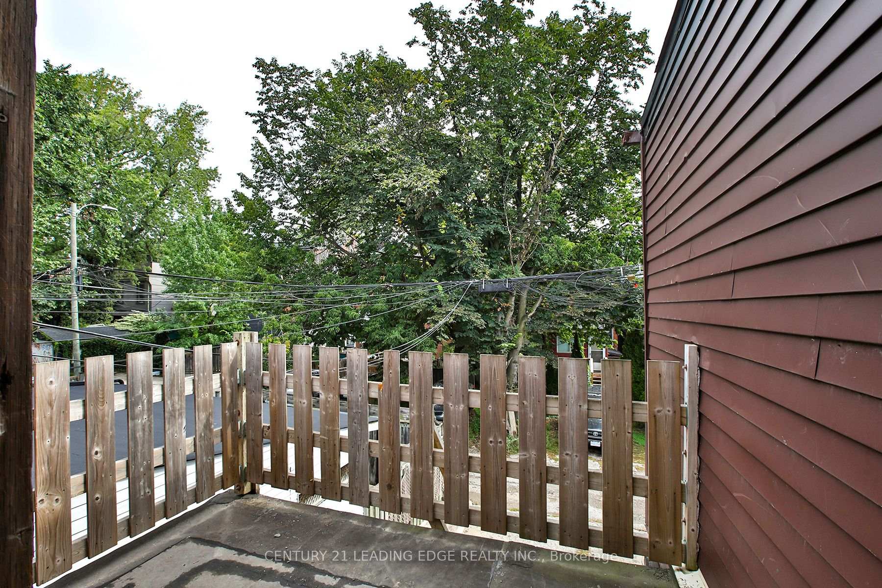 Photo 26 of 9 Borden Street, Toronto, University — HOMEH