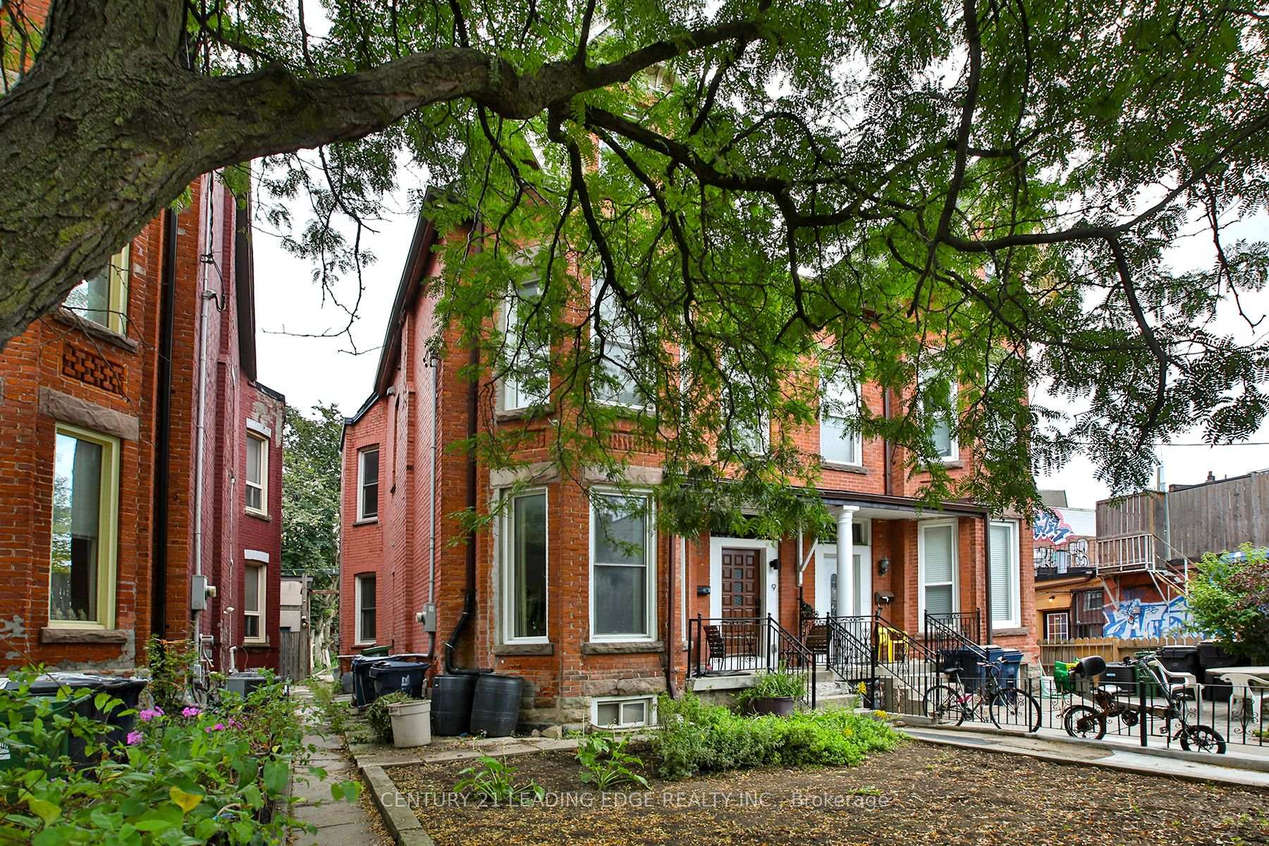 Photo 46 of 9 Borden Street, Toronto, University — HOMEH