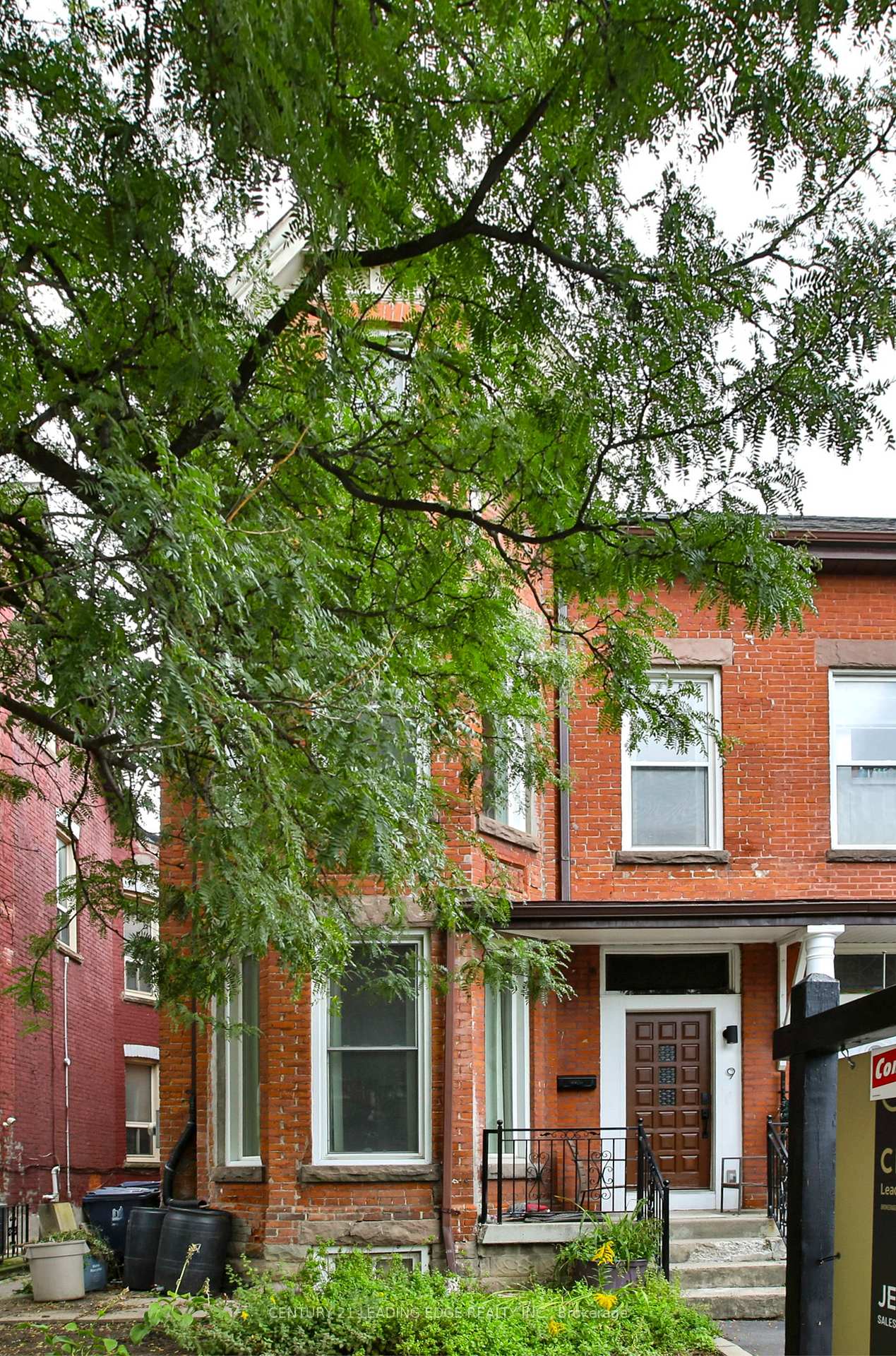 Photo 47 of 9 Borden Street, Toronto, University — HOMEH