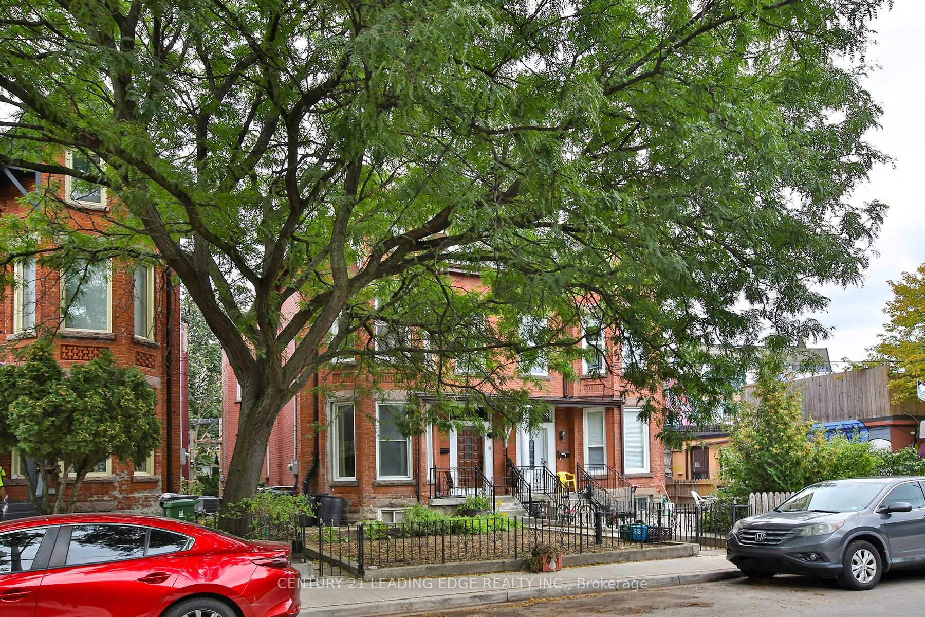Photo 48 of 9 Borden Street, Toronto, University — HOMEH