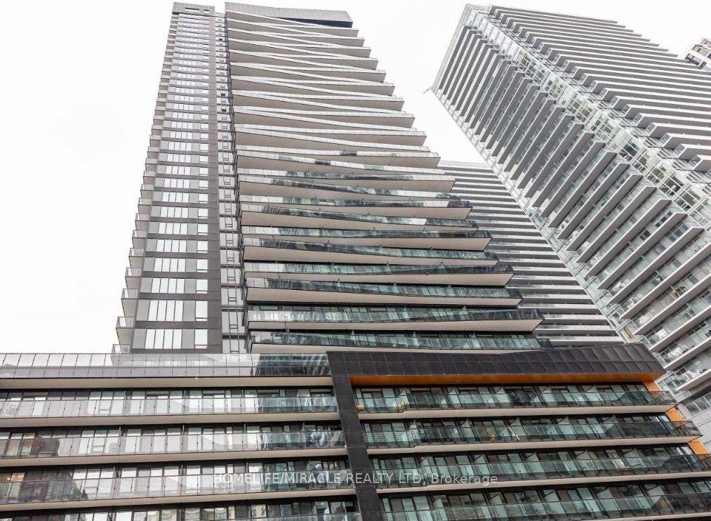 Front of Unit 2610, 117 Broadway Avenue