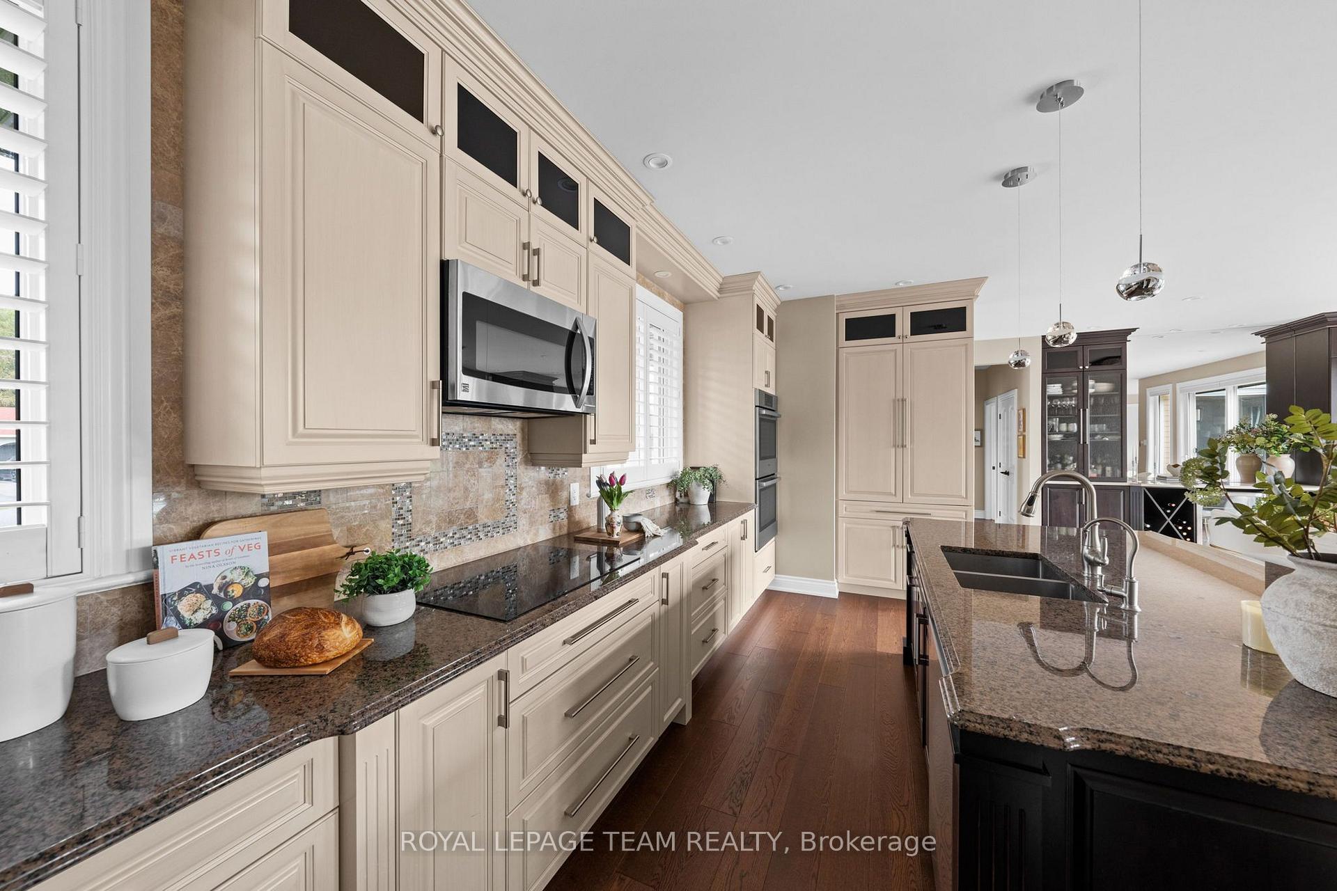 Photo 11 of 6599 Marina Drive, Ottawa, Manotick South to Roger Stevens — HOMEH