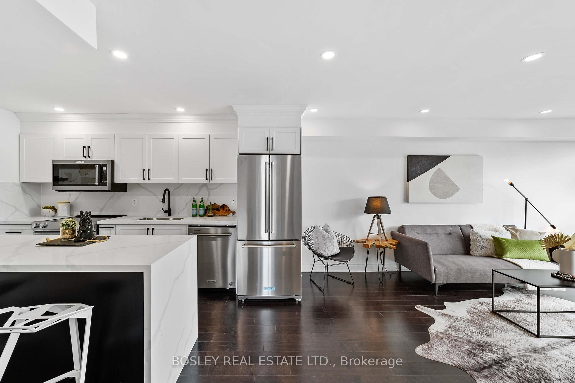 Photo 6 of Unit PH02, 705 King Street, Toronto, Niagara — HOMEH