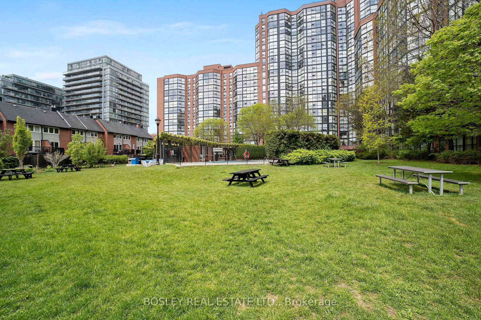 Photo 27 of Unit PH02, 705 King Street, Toronto, Niagara — HOMEH