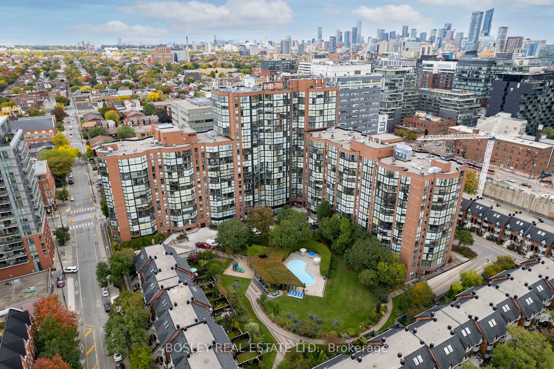 Photo 30 of Unit PH02, 705 King Street, Toronto, Niagara — HOMEH