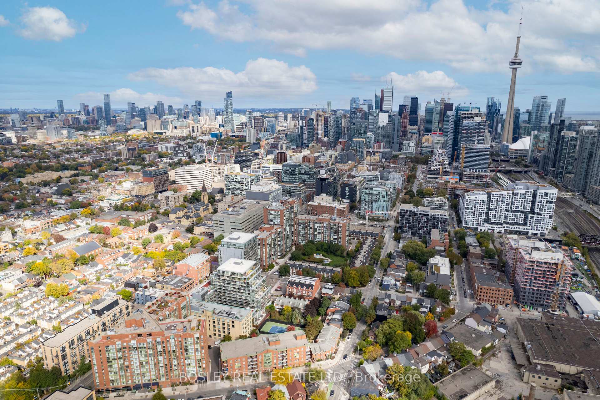 Photo 31 of Unit PH02, 705 King Street, Toronto, Niagara — HOMEH