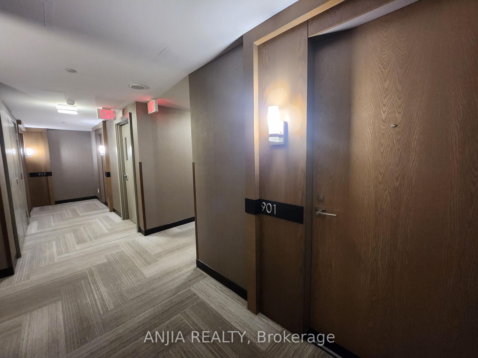 Photo 6 of Unit 901, 18 Uptown Drive, Markham, Unionville — HOMEH