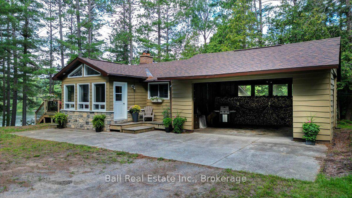 Photo 2 of 21 Lucerne Lake Drive, Faraday — HOMEH