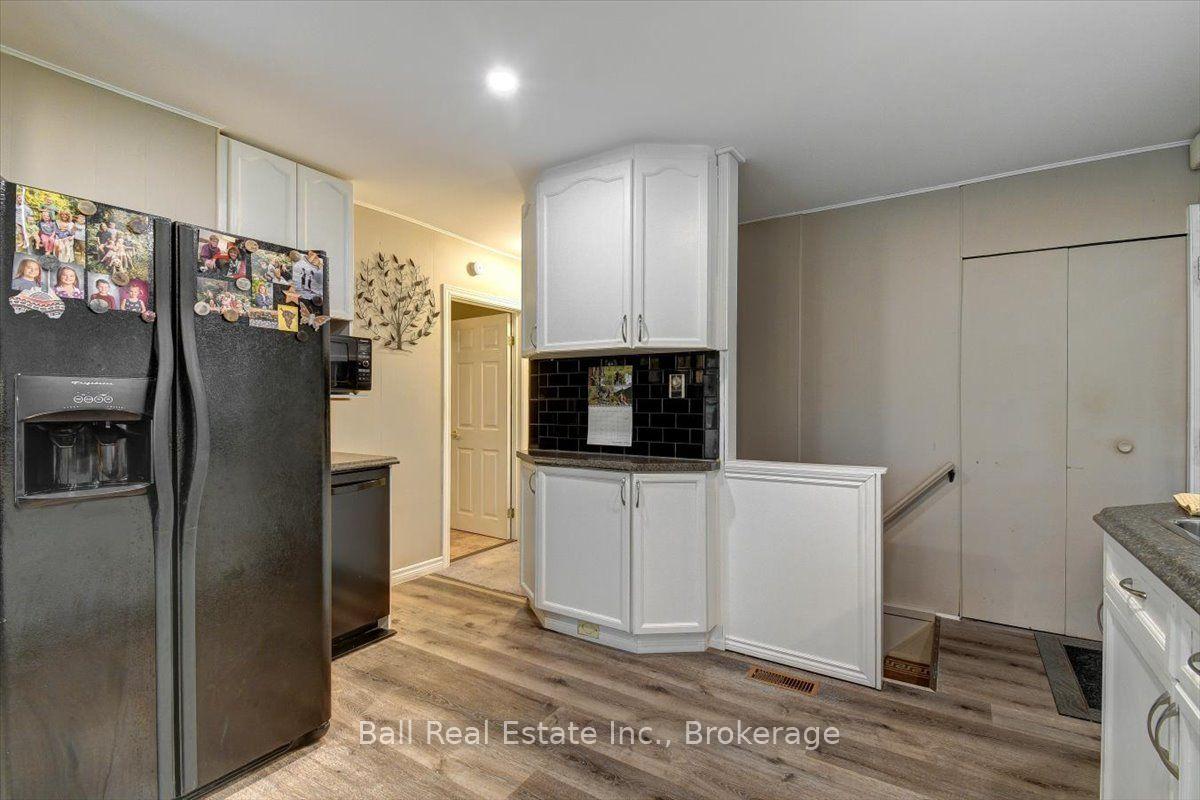 Photo 17 of 21 Lucerne Lake Drive, Faraday — HOMEH