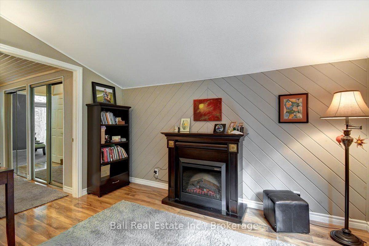 Photo 32 of 21 Lucerne Lake Drive, Faraday — HOMEH