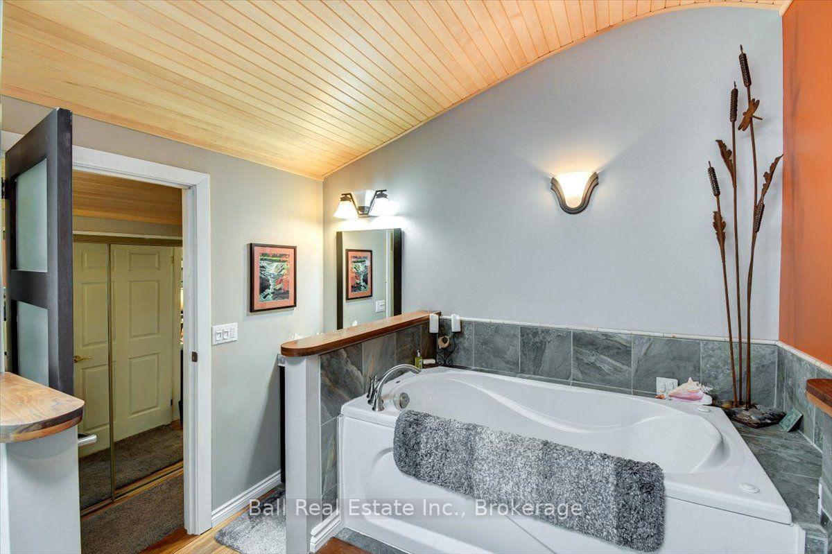 Photo 36 of 21 Lucerne Lake Drive, Faraday — HOMEH