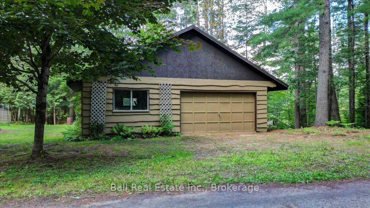 Photo 4 of 21 Lucerne Lake Drive, Faraday — HOMEH
