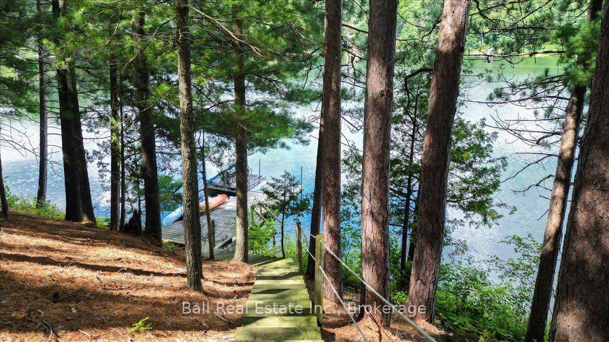 Photo 11 of 21 Lucerne Lake Drive, Faraday — HOMEH
