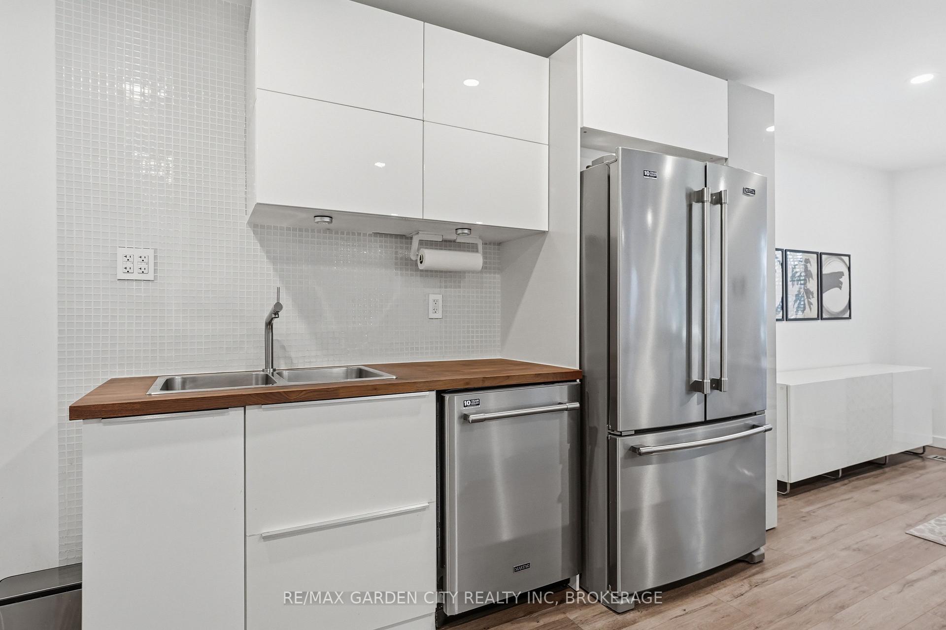 Photo 15 of 50 Beamer Avenue, St. Catharines, Bunting/Linwell — HOMEH
