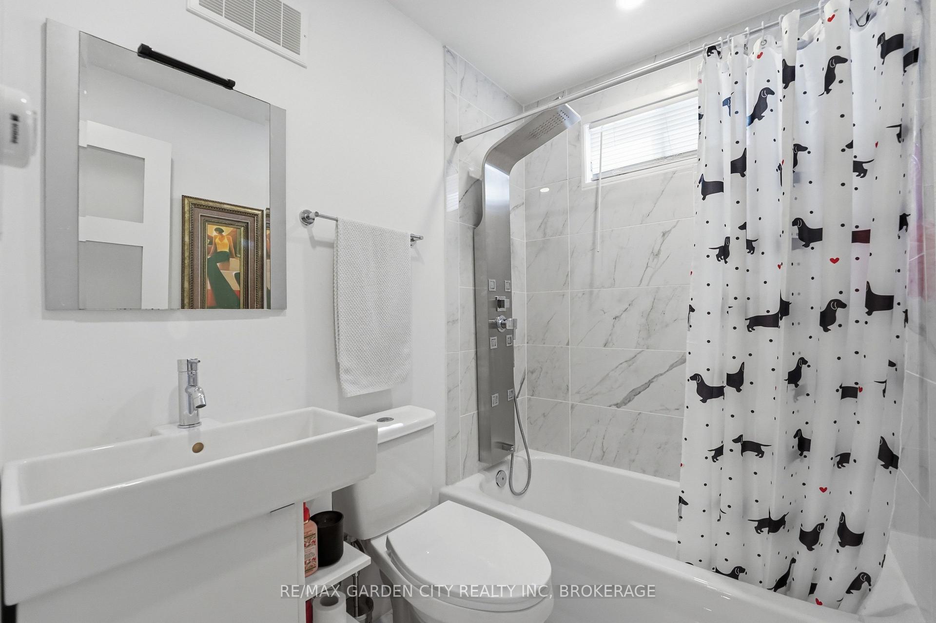 Photo 26 of 50 Beamer Avenue, St. Catharines, Bunting/Linwell — HOMEH