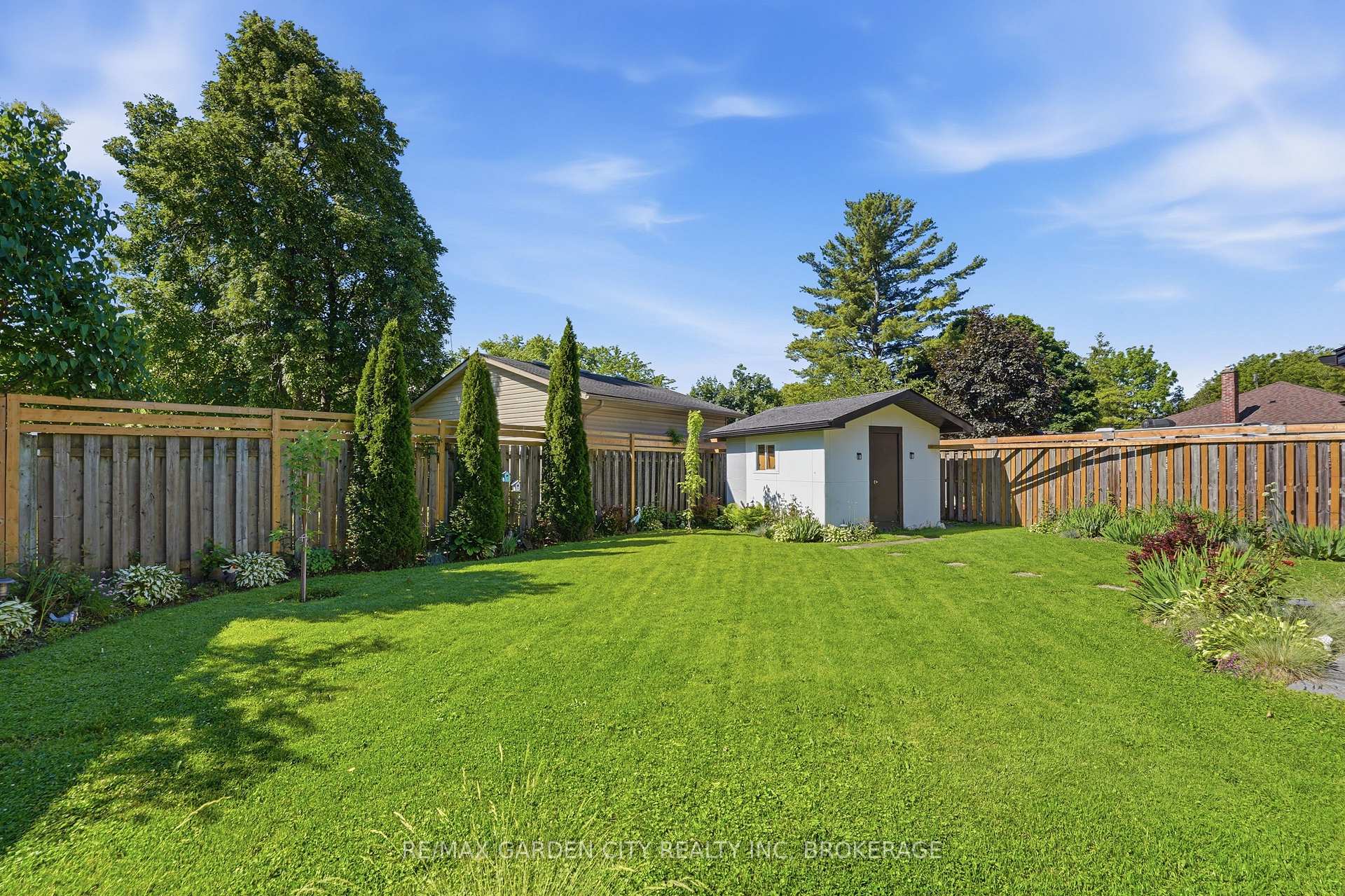 Photo 33 of 50 Beamer Avenue, St. Catharines, Bunting/Linwell — HOMEH