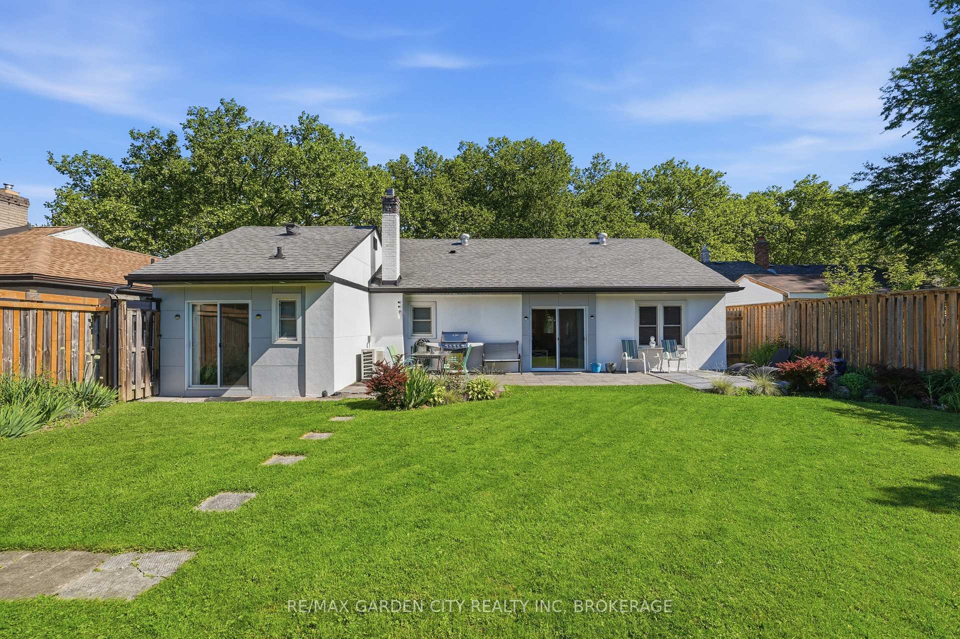 Photo 36 of 50 Beamer Avenue, St. Catharines, Bunting/Linwell — HOMEH