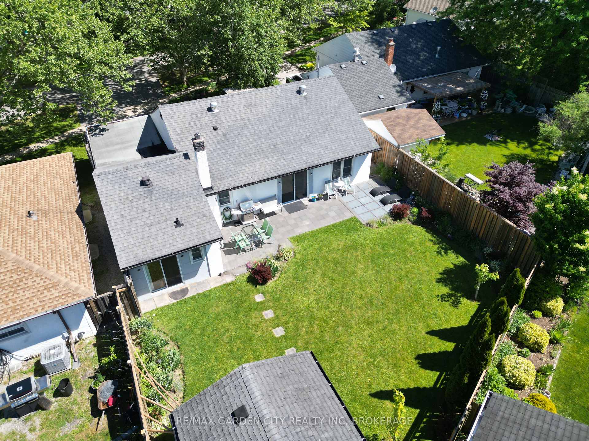 Photo 37 of 50 Beamer Avenue, St. Catharines, Bunting/Linwell — HOMEH