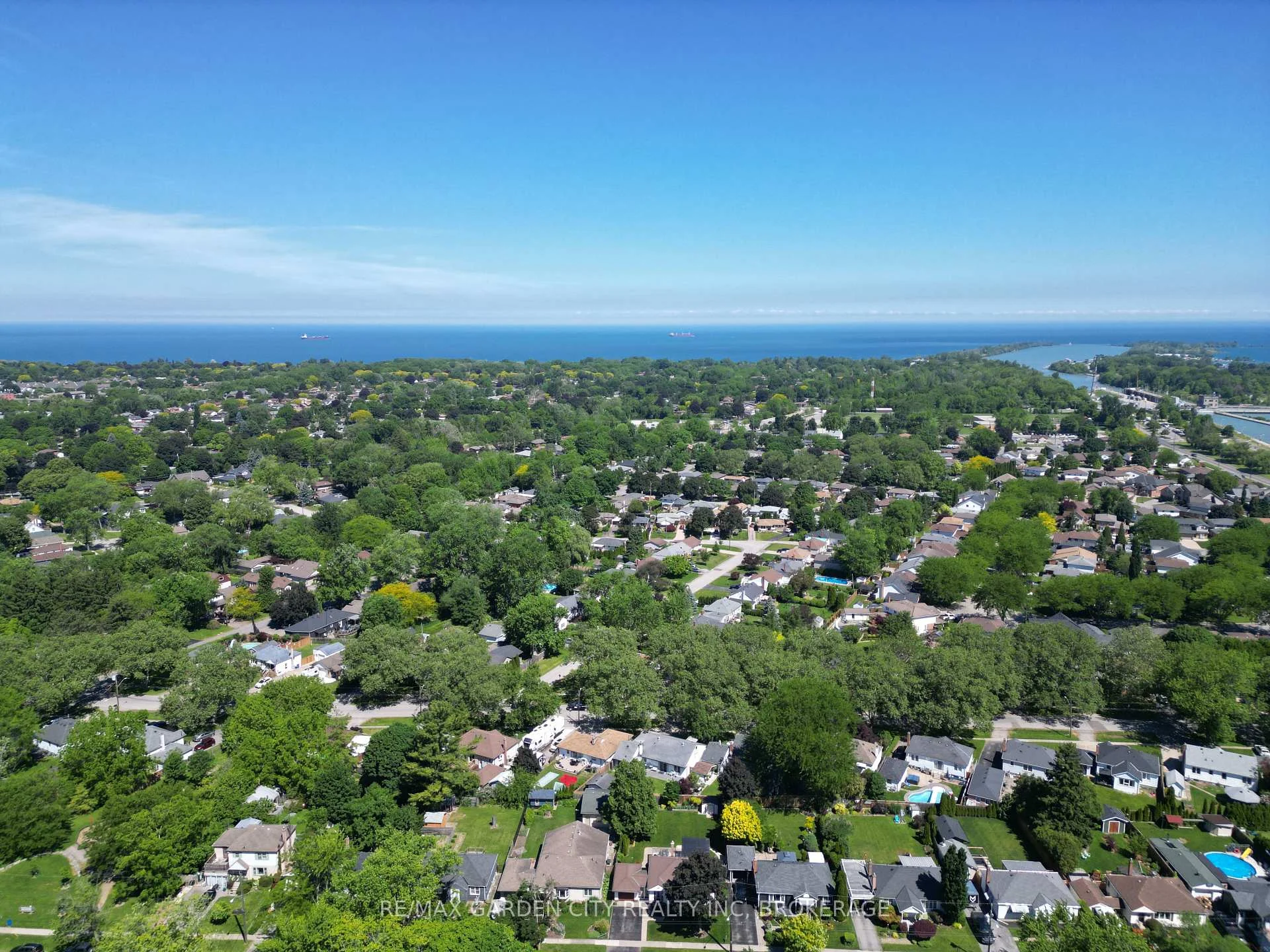 Photo 40 of 50 Beamer Avenue, St. Catharines, Bunting/Linwell — HOMEH