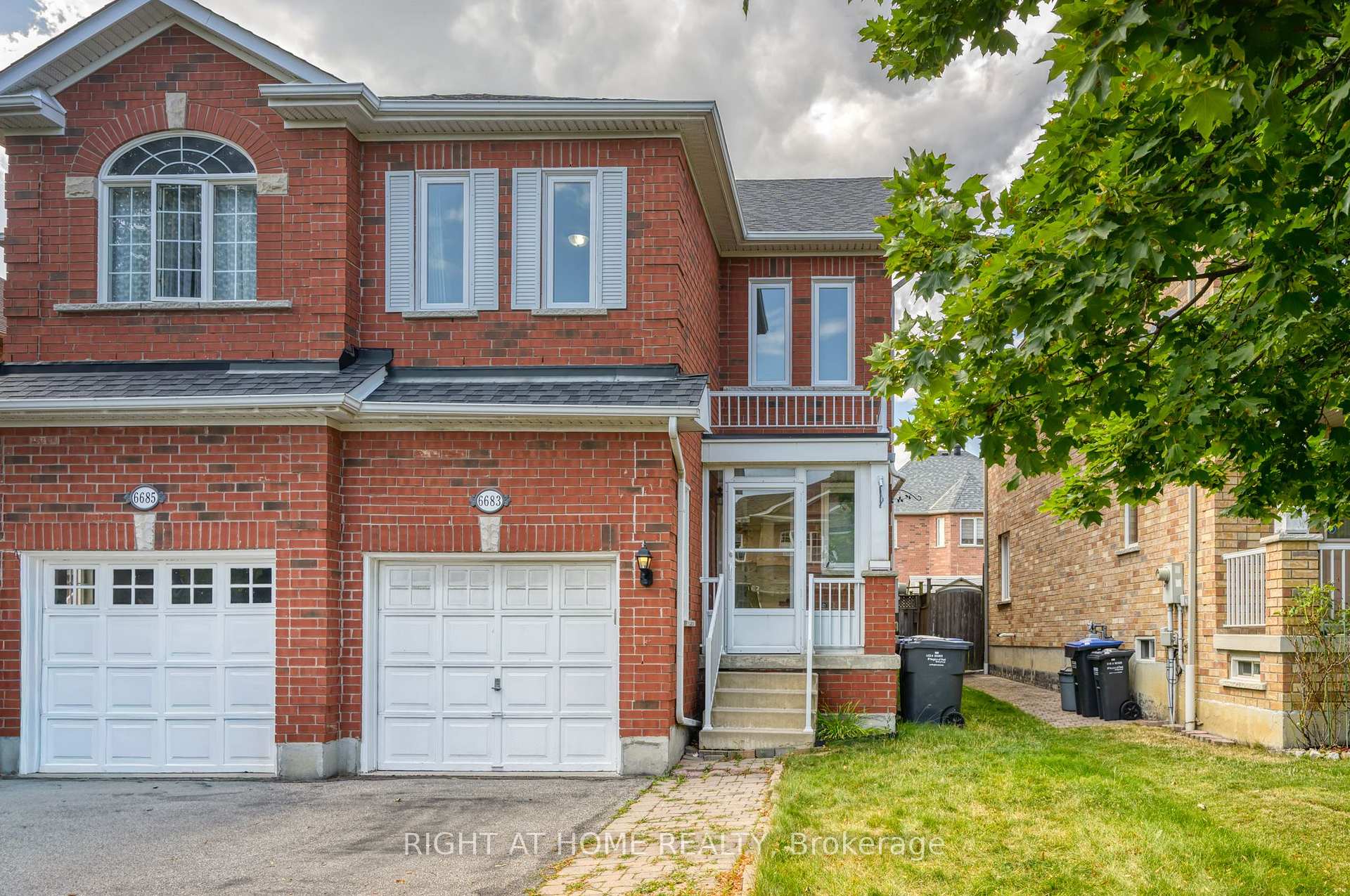 Photo 1 of 6683 Opera Glass Crescent, Mississauga, Meadowvale Village — HOMEH