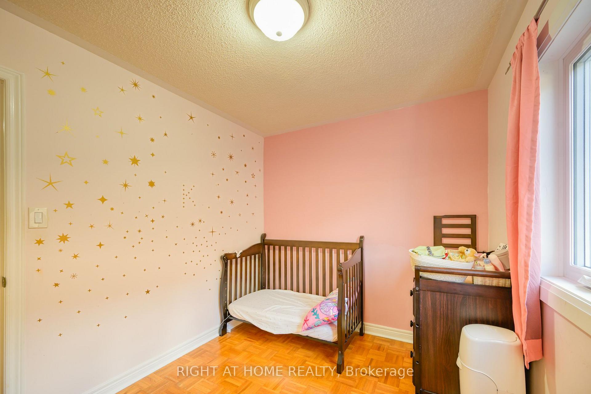 Photo 20 of 6683 Opera Glass Crescent, Mississauga, Meadowvale Village — HOMEH