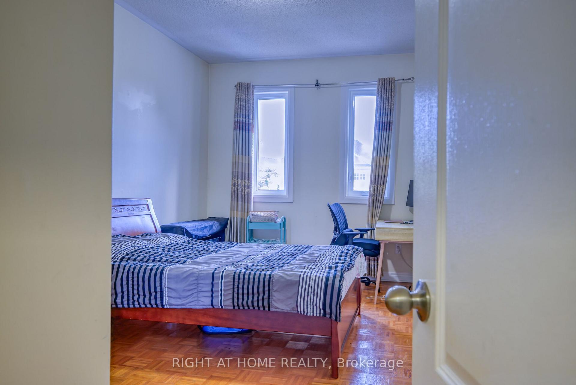 Photo 31 of 6683 Opera Glass Crescent, Mississauga, Meadowvale Village — HOMEH