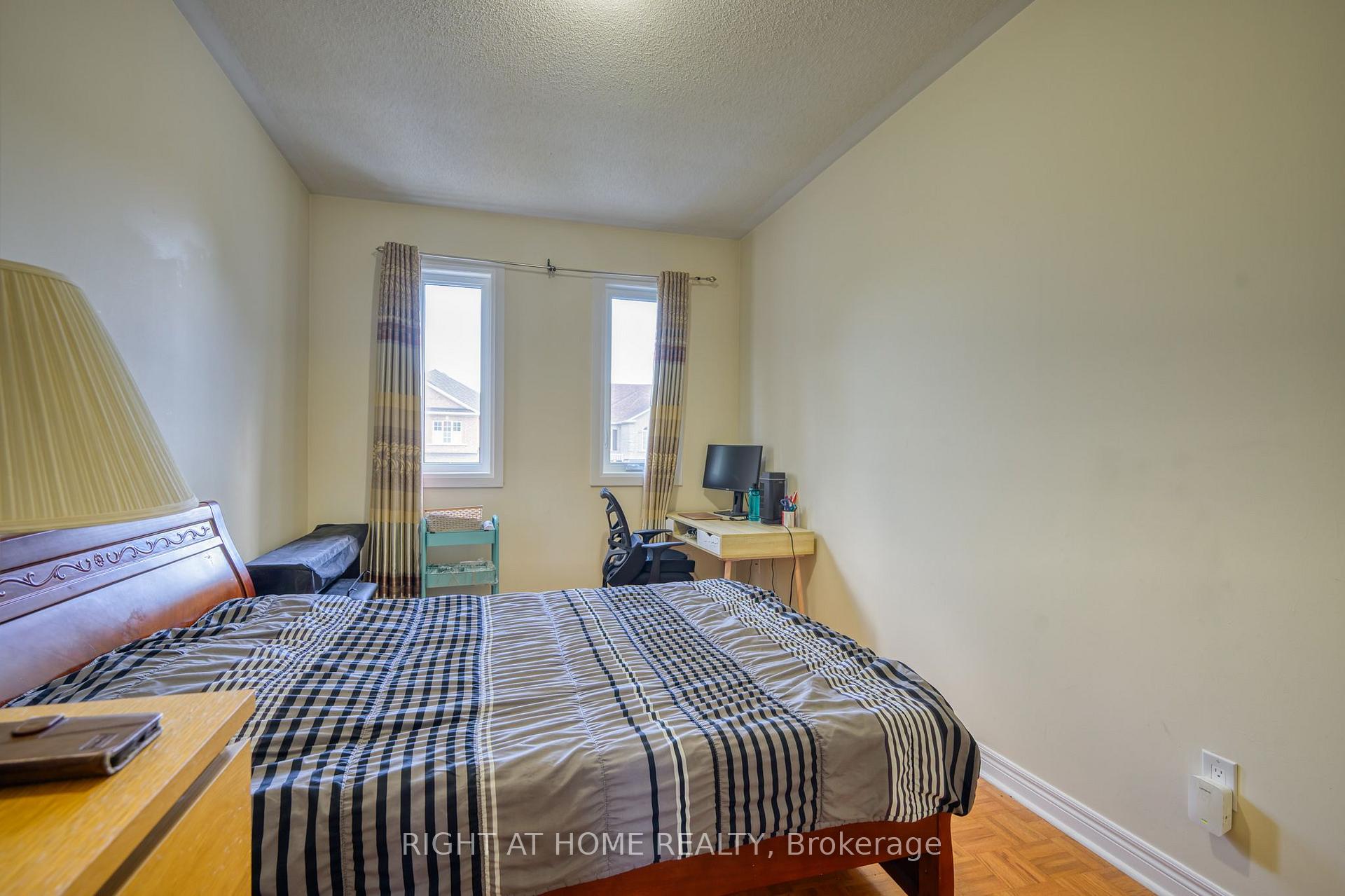 Photo 32 of 6683 Opera Glass Crescent, Mississauga, Meadowvale Village — HOMEH