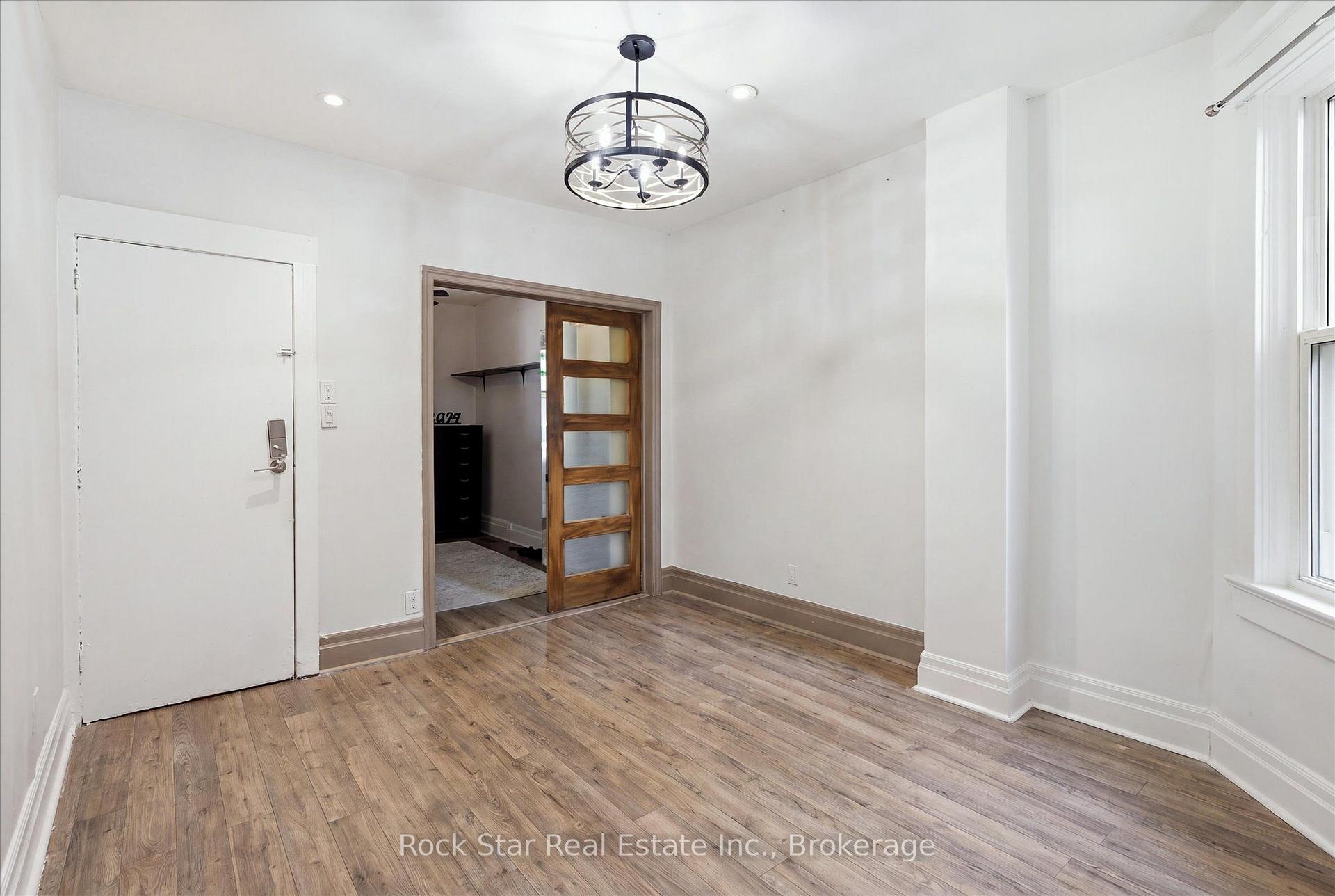 Photo 4 of 1259 Davenport Road, Toronto, Dovercourt-Wallace Emerson-Junction — HOMEH