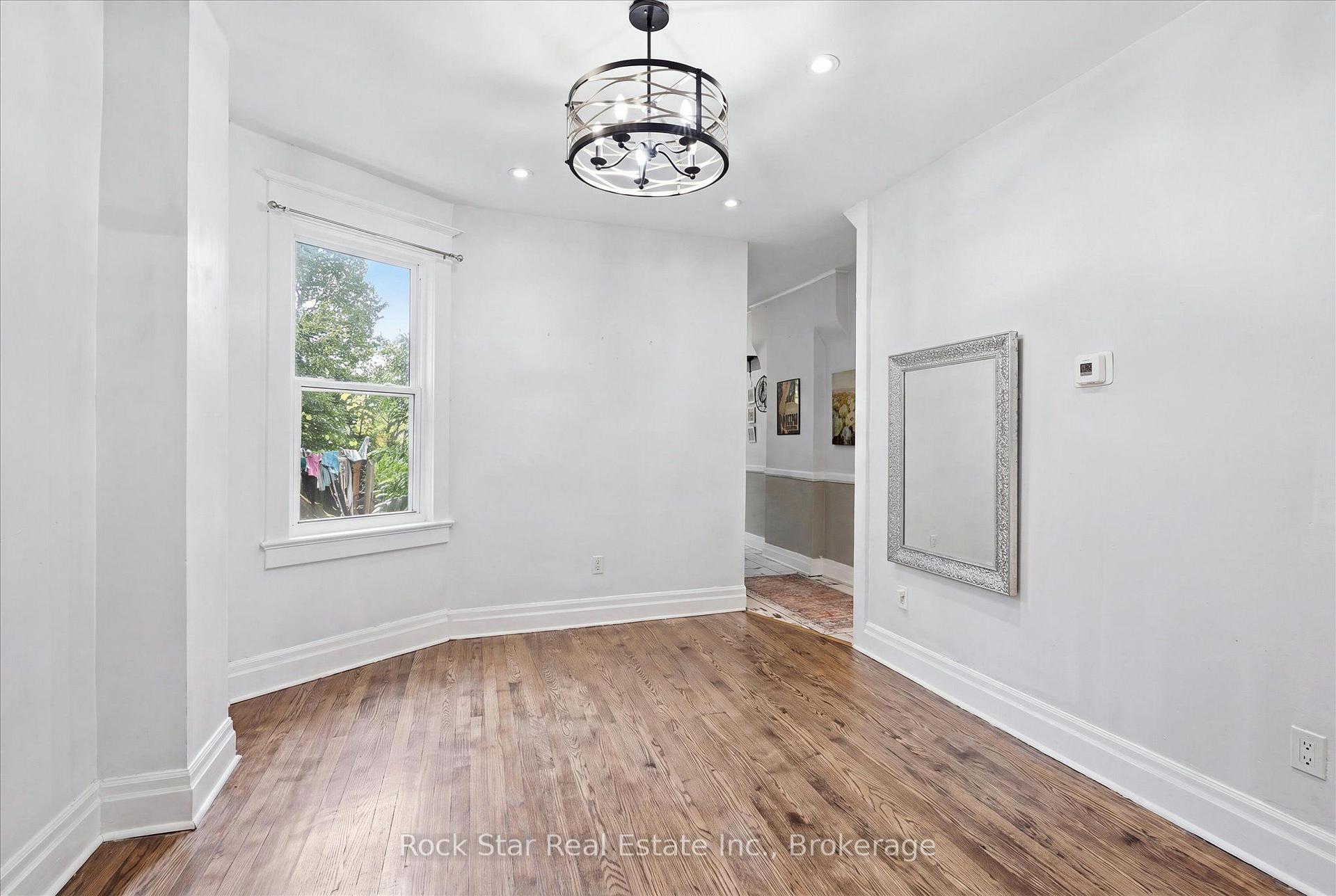Photo 7 of 1259 Davenport Road, Toronto, Dovercourt-Wallace Emerson-Junction — HOMEH