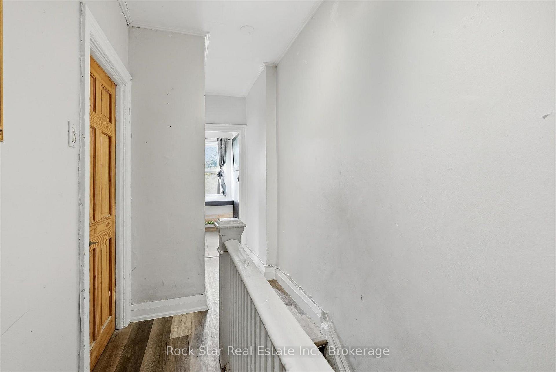 Photo 12 of 1259 Davenport Road, Toronto, Dovercourt-Wallace Emerson-Junction — HOMEH