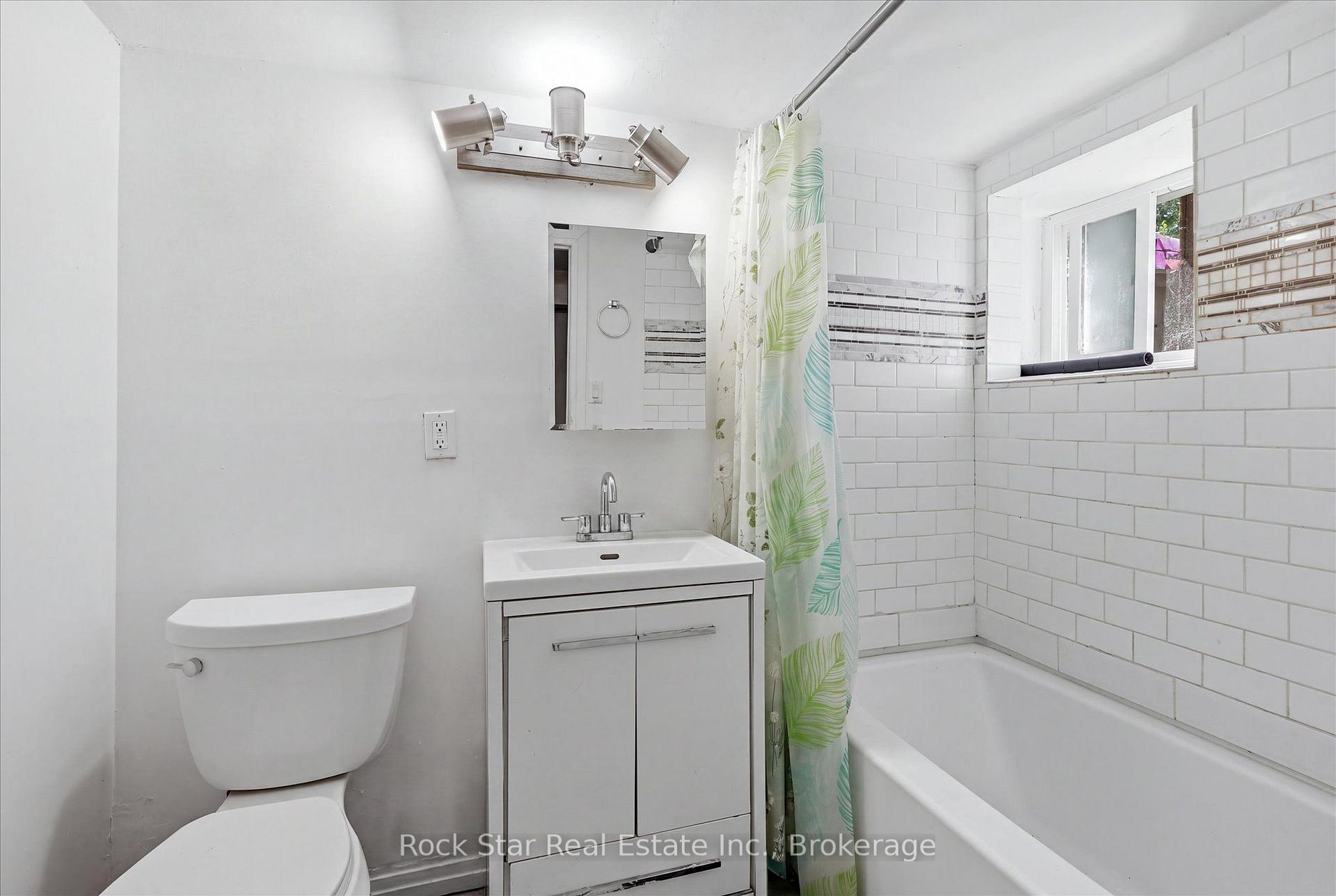 Photo 28 of 1259 Davenport Road, Toronto, Dovercourt-Wallace Emerson-Junction — HOMEH