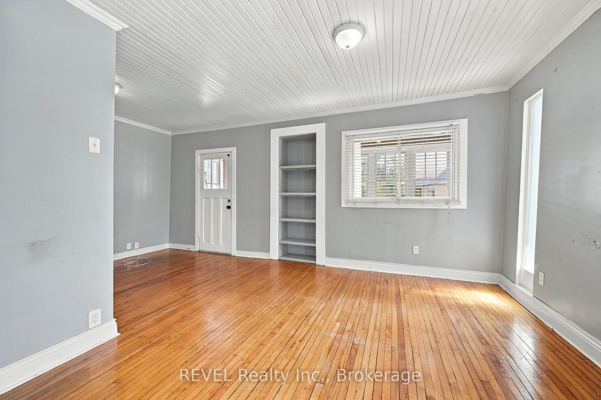Photo 9 of 61 Patricia Street, Thorold, Thorold Downtown — HOMEH
