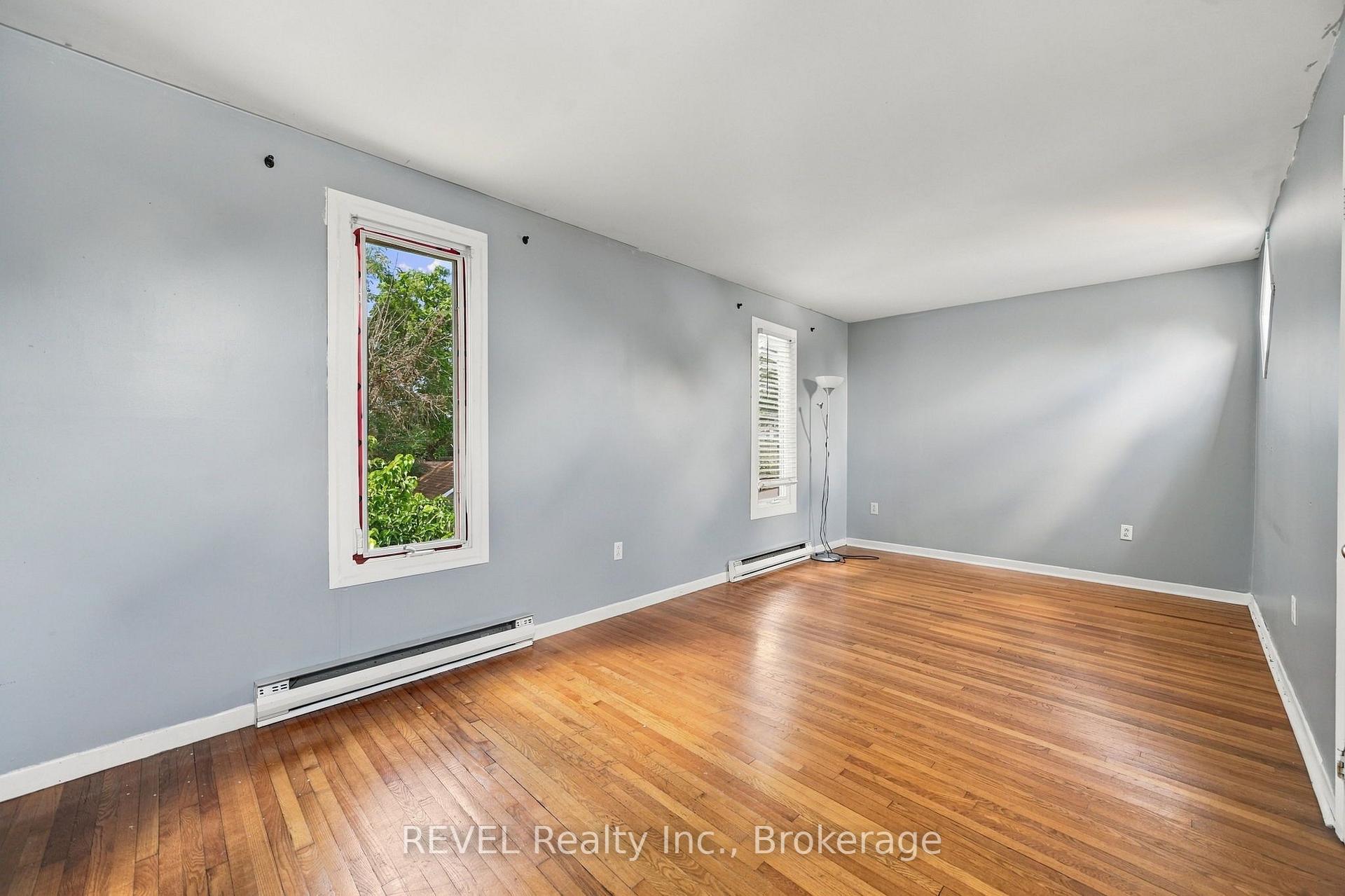 Photo 24 of 61 Patricia Street, Thorold, Thorold Downtown — HOMEH