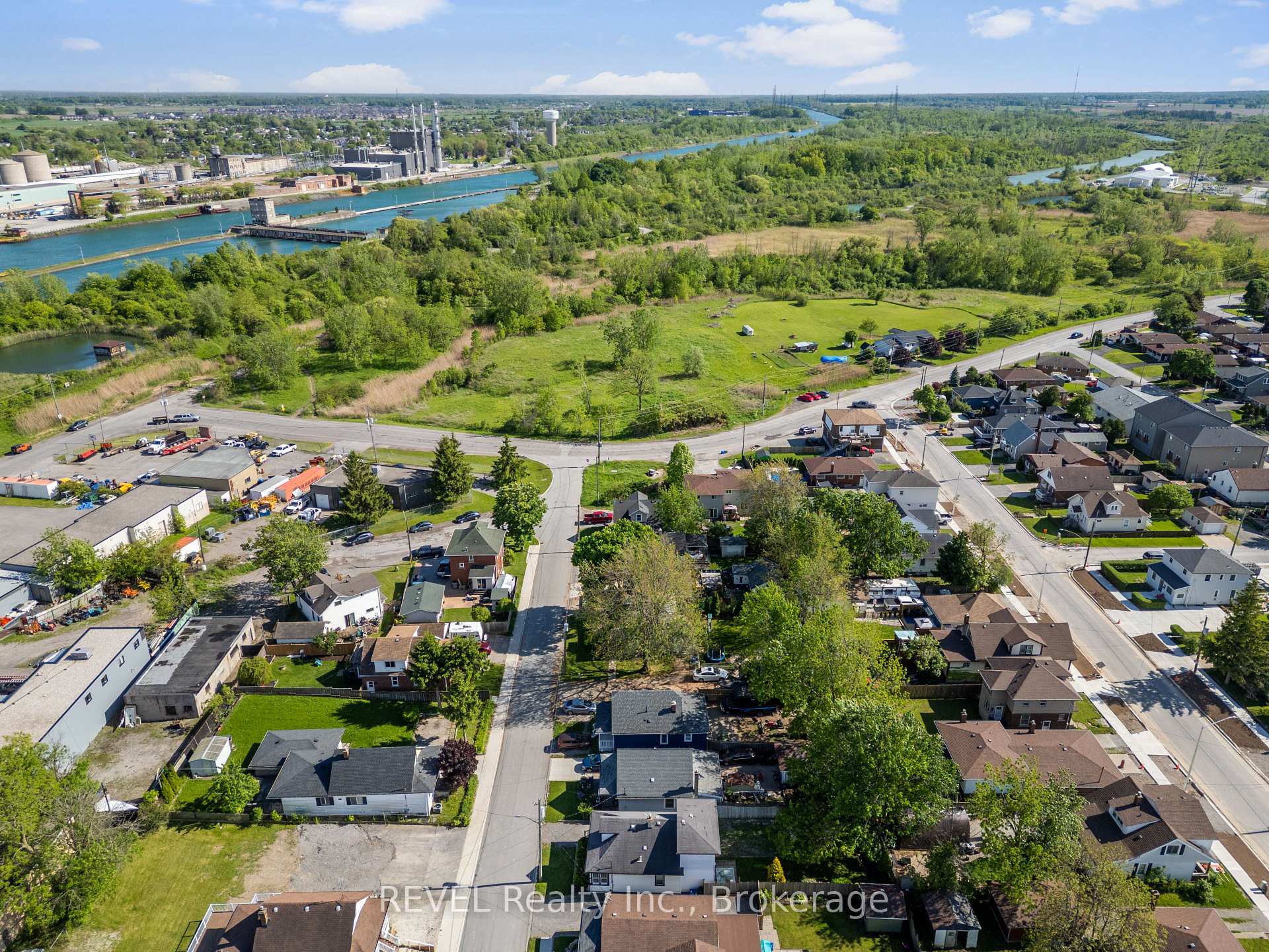 Photo 34 of 61 Patricia Street, Thorold, Thorold Downtown — HOMEH
